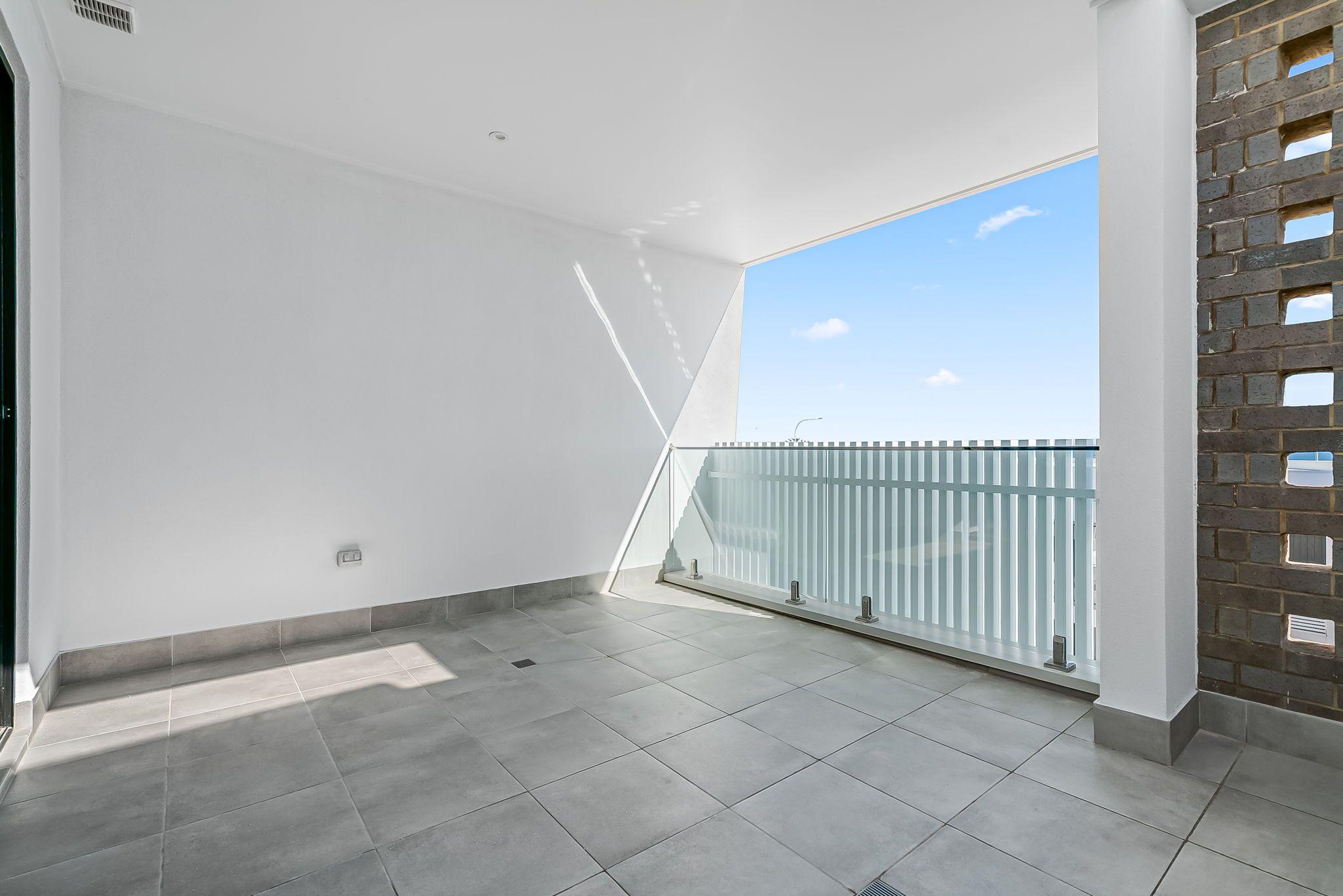 COASTAL LUXURY LIVING 4 Bedroom, 3 Bathroom, Solar & Lift