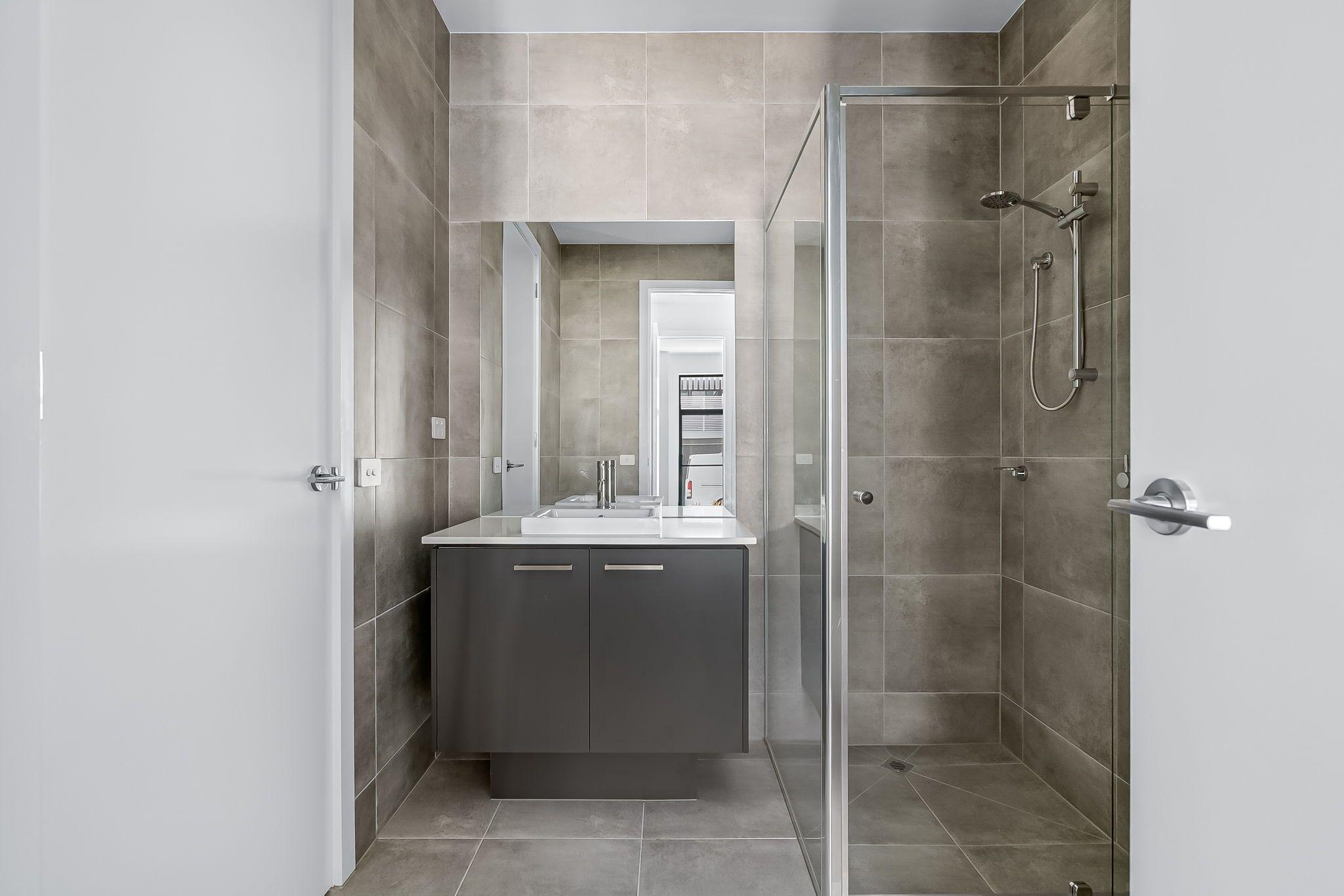 COASTAL LUXURY LIVING 4 Bedroom, 3 Bathroom, Solar & Lift