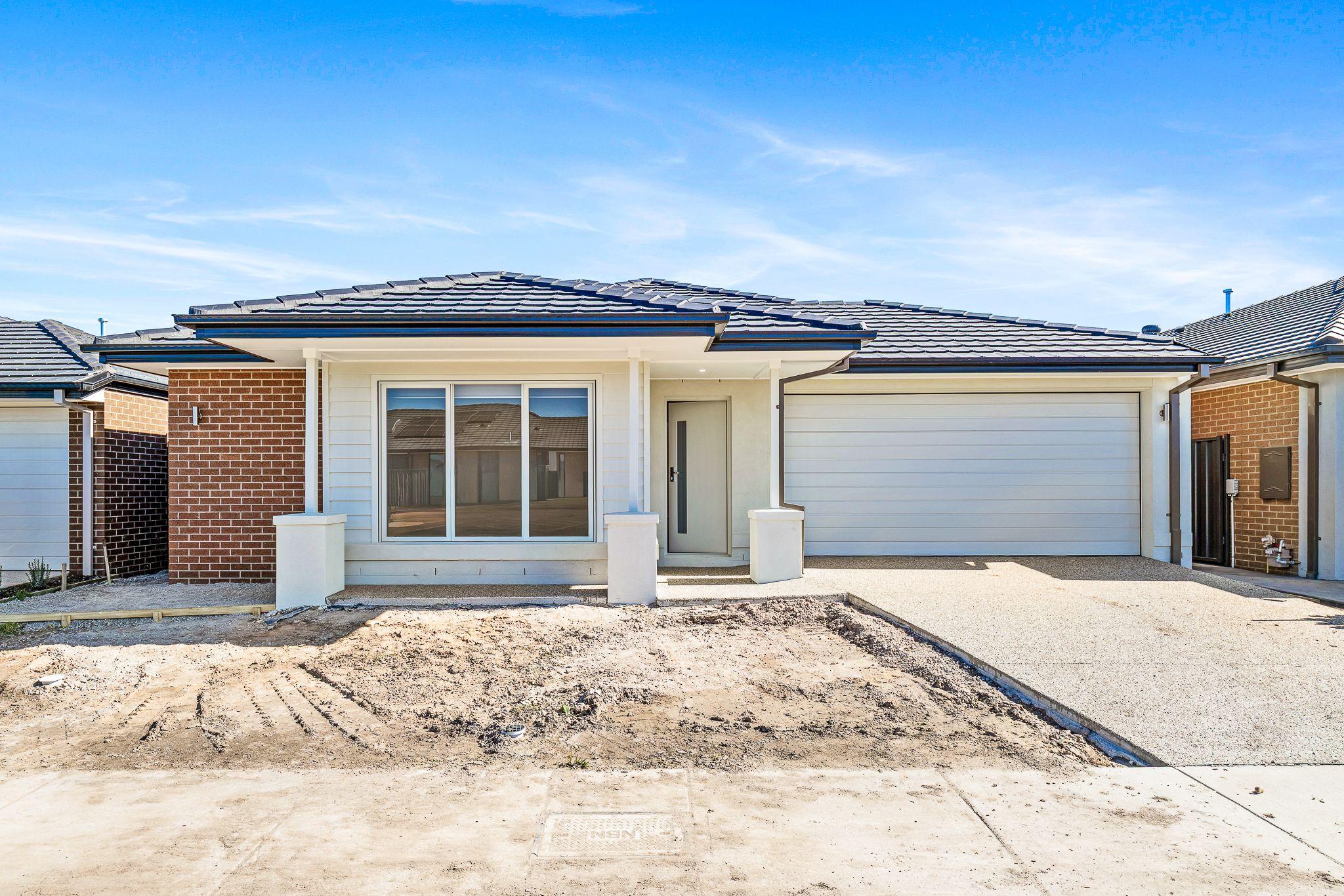 Prop-GPT: House: VIC Clyde, VIC 3978 Home For Rent
