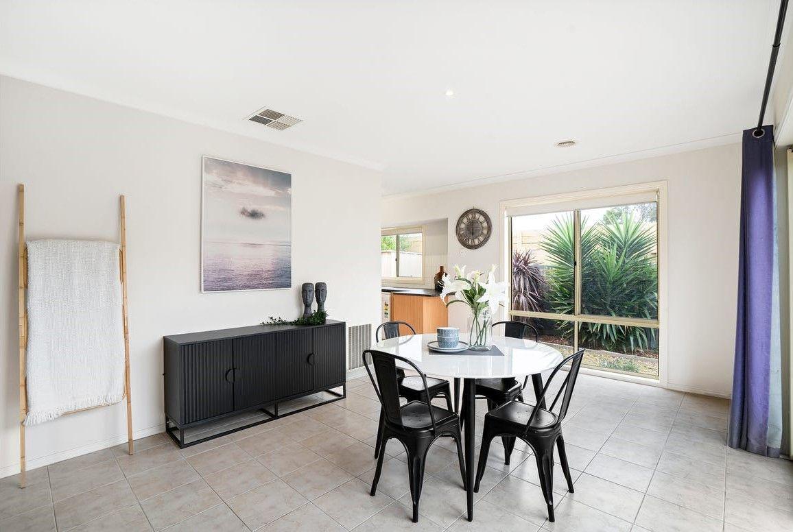 HOME FOR RENT IN THE HEART OF WERRIBEE