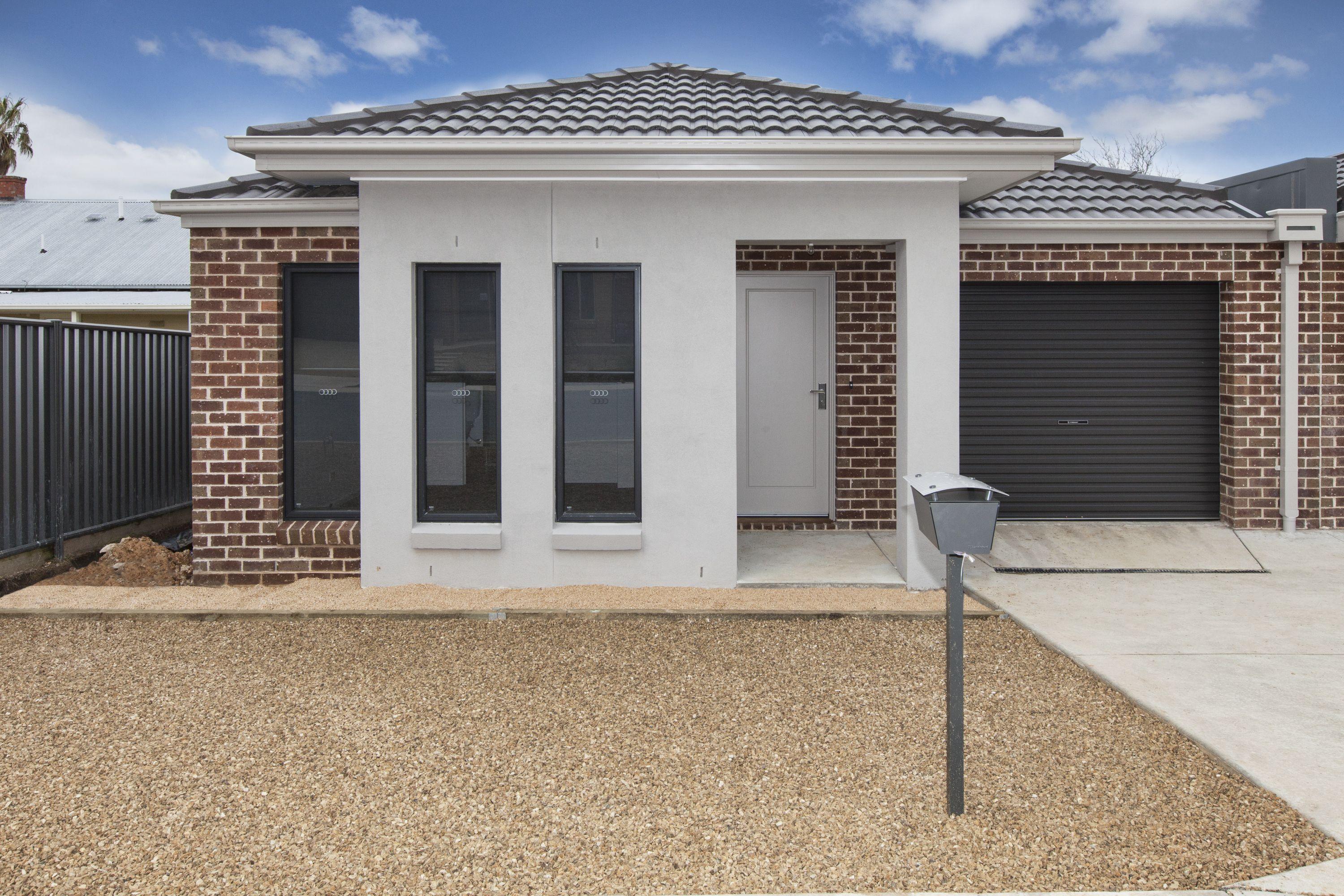 Prop-GPT: House: VIC Ararat, VIC 3377 Home For Rent