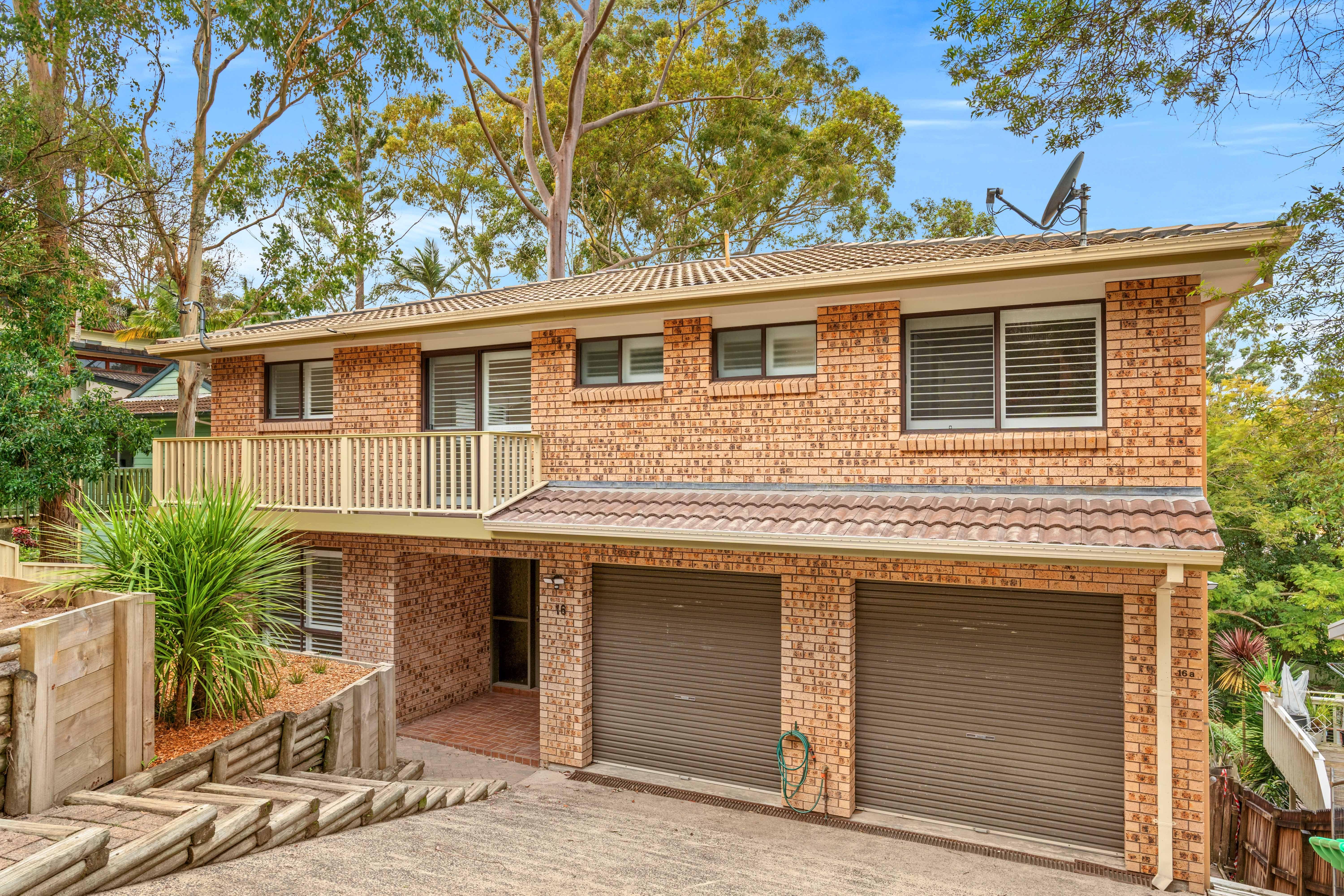Refurbished family home - rent includes water and lawn maintenance