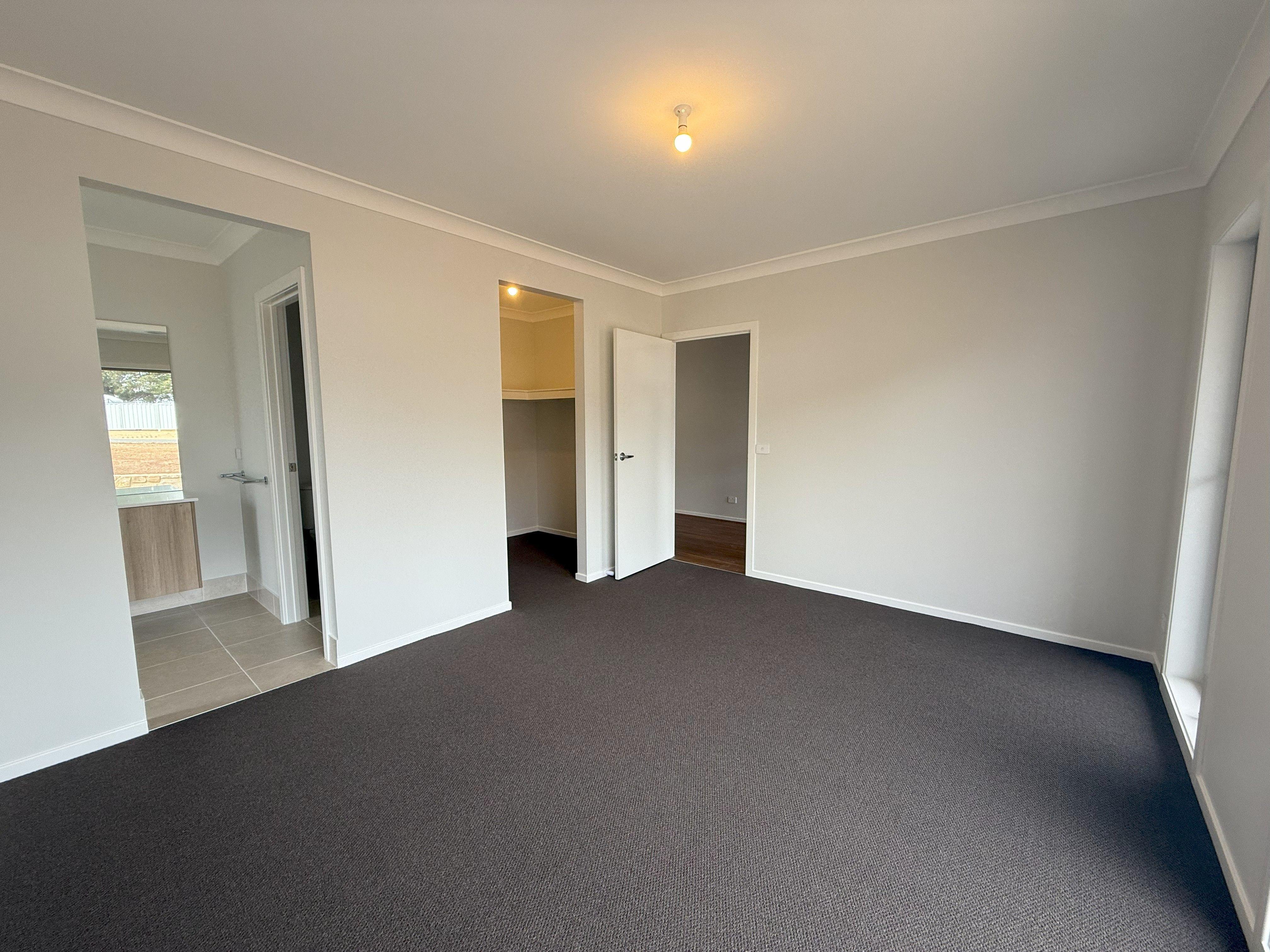 House for Rent: Bungendore, NSW 2621, NSW, 2621