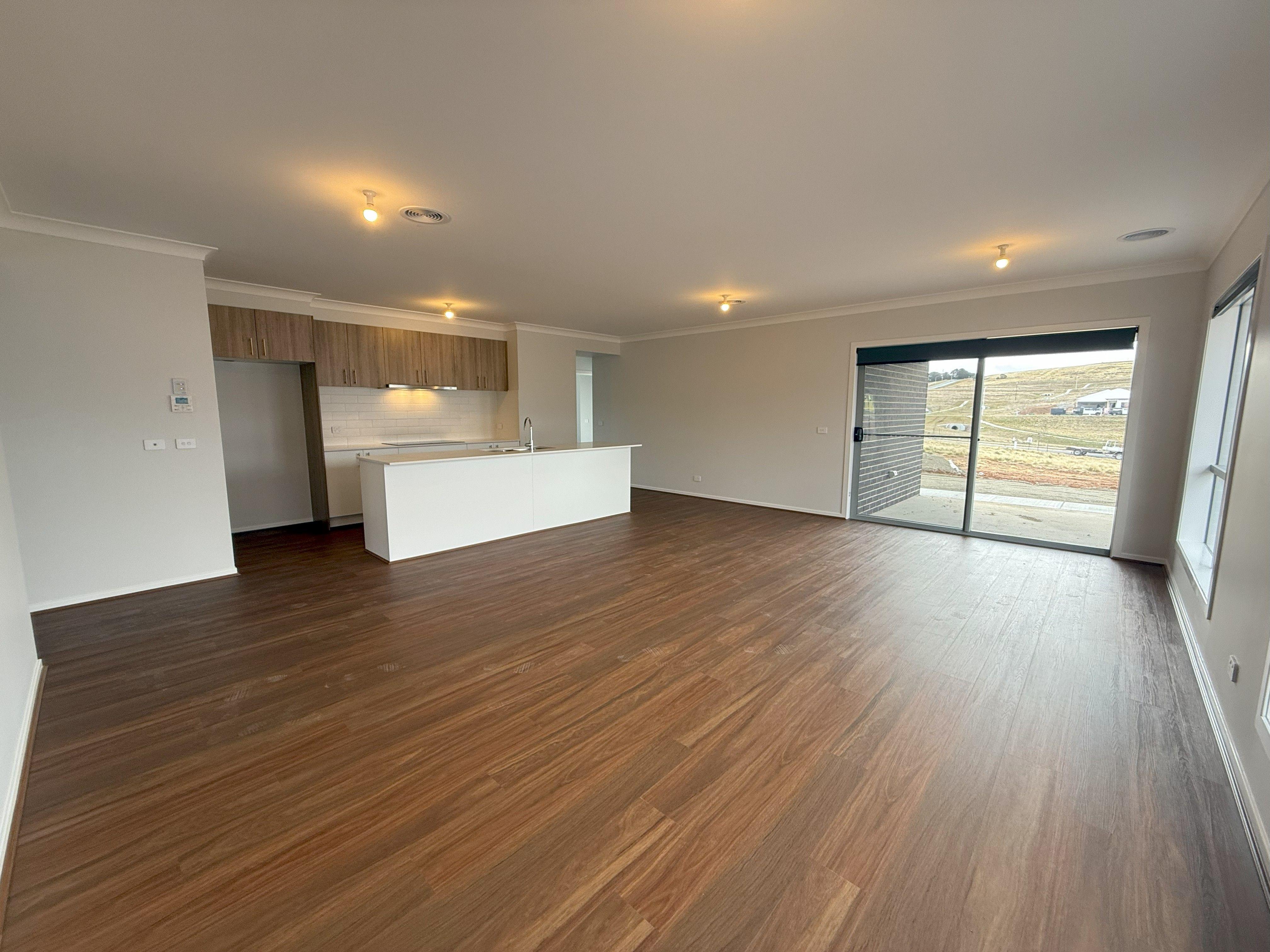 House for Rent: Bungendore, NSW 2621, NSW, 2621