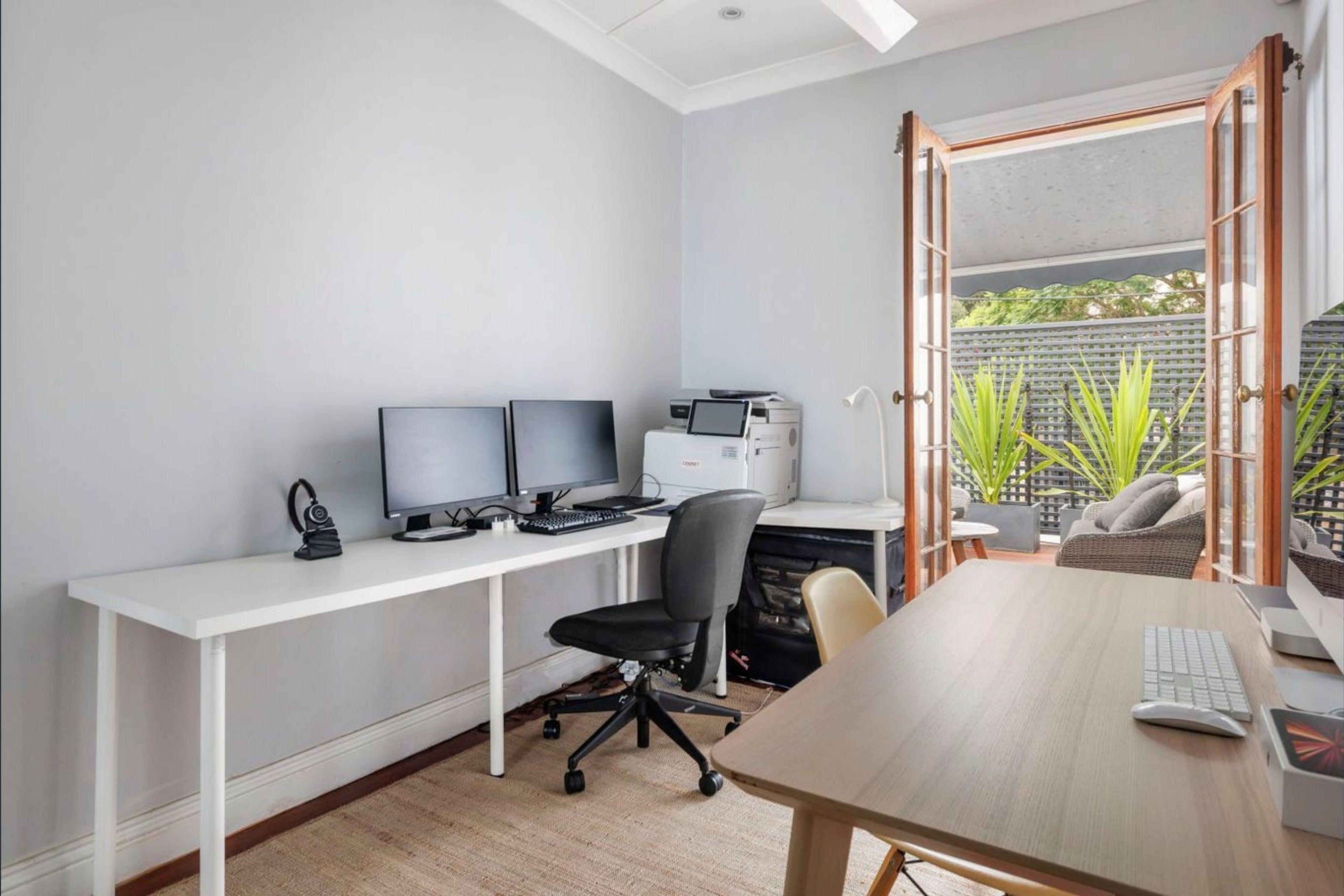 Elegant 4-Bedroom Terrace with Dual Parking in the Heart of Surry Hills