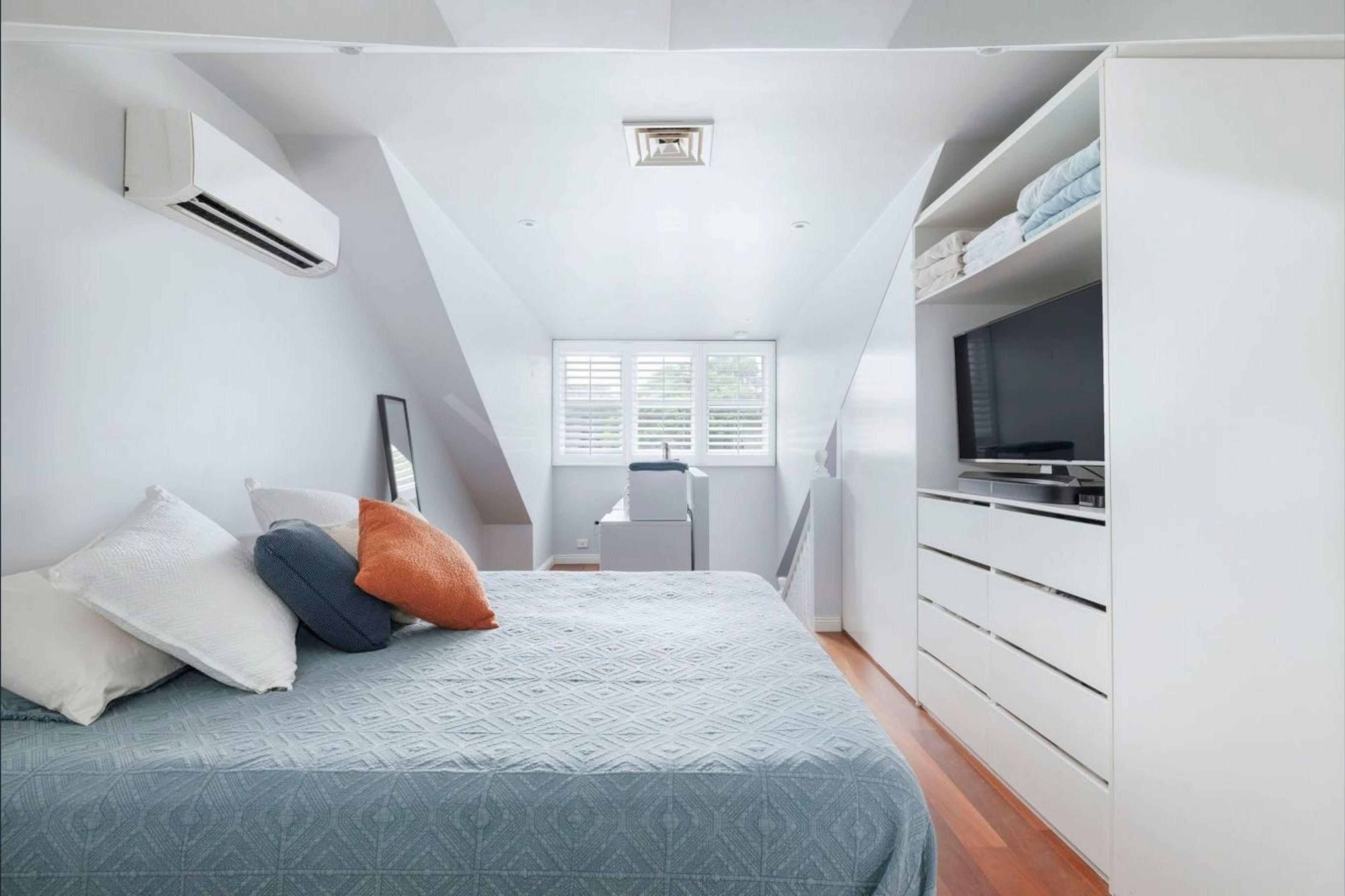 Elegant 4-Bedroom Terrace with Dual Parking in the Heart of Surry Hills