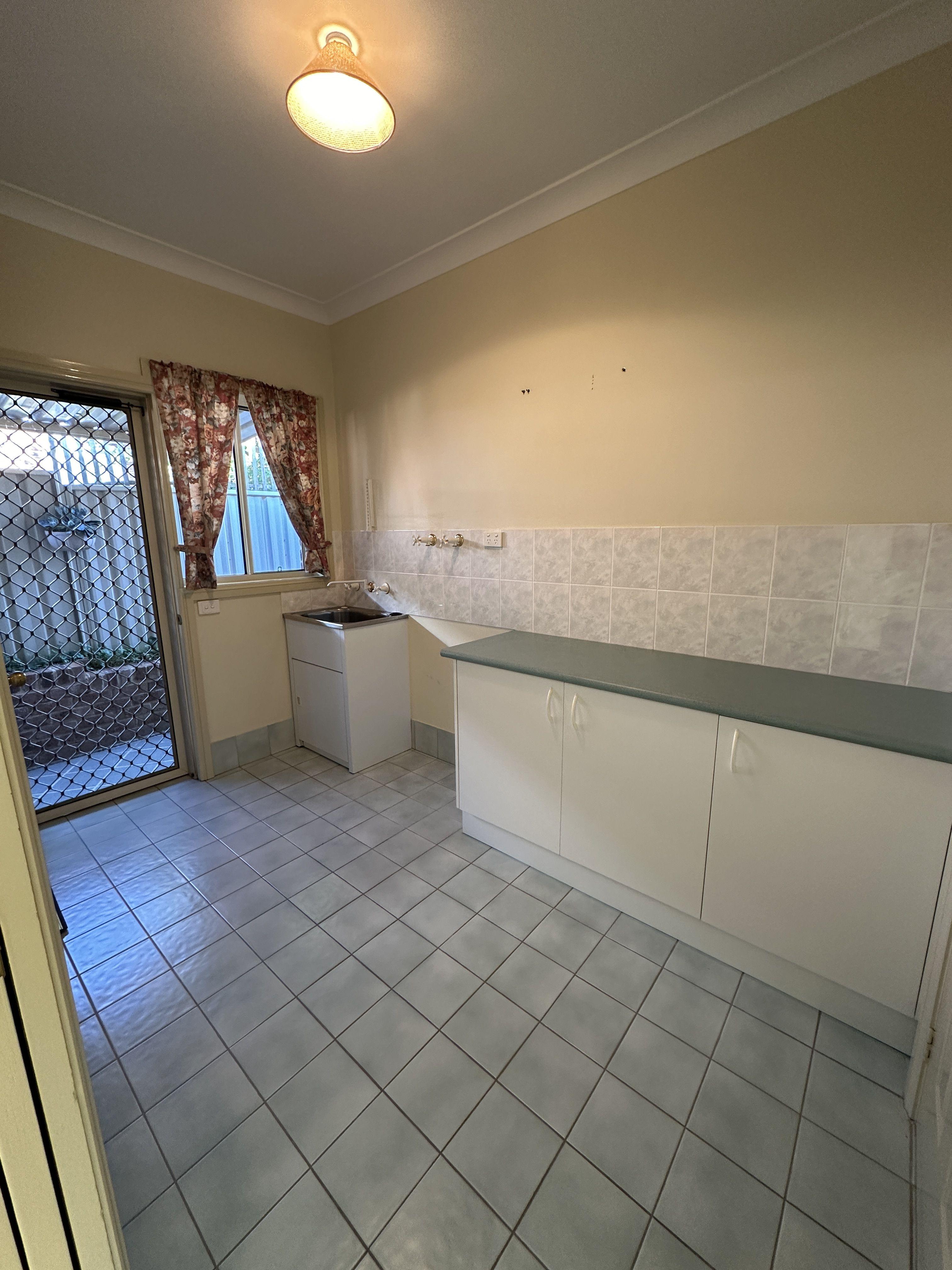 House for Rent: Tumut, NSW 2720, NSW, 2720