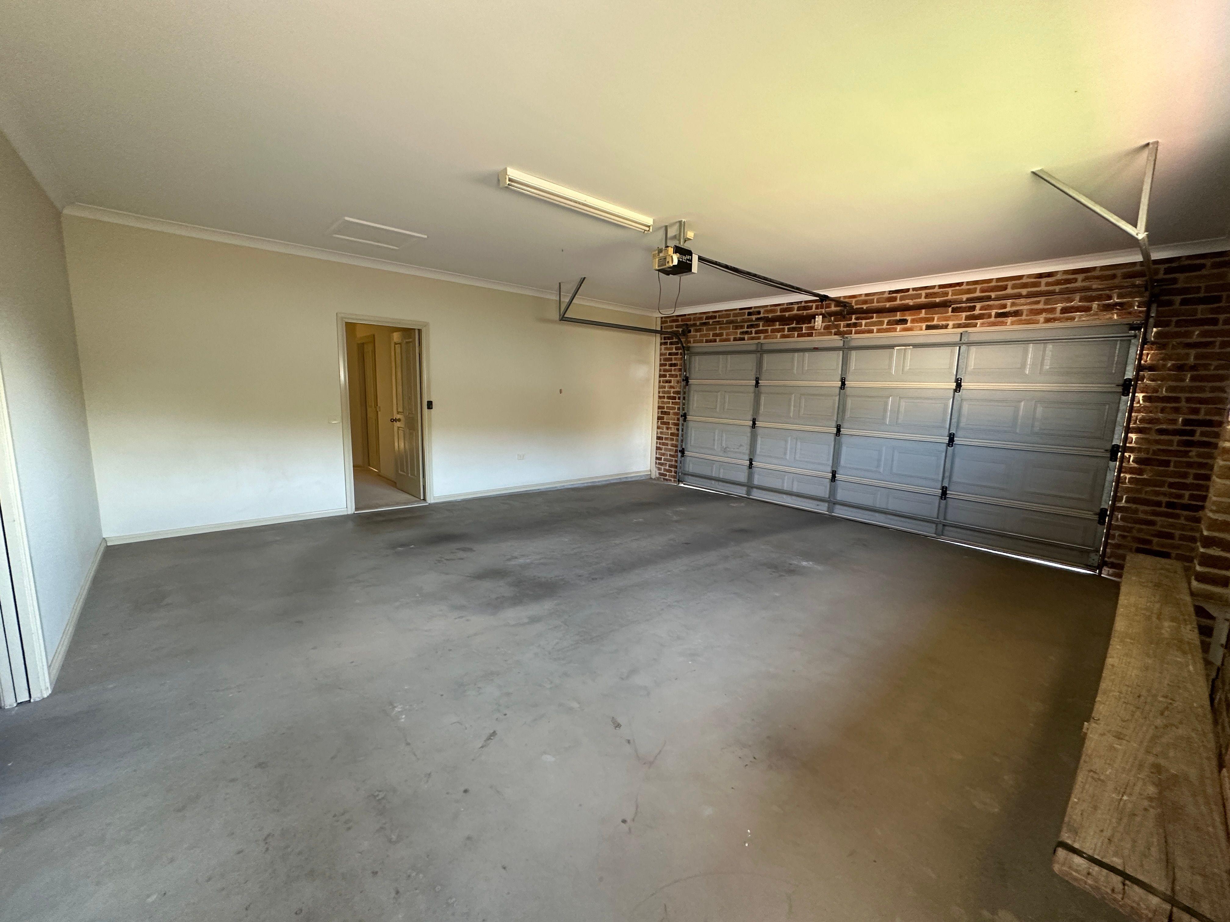 House for Rent: Tumut, NSW 2720, NSW, 2720