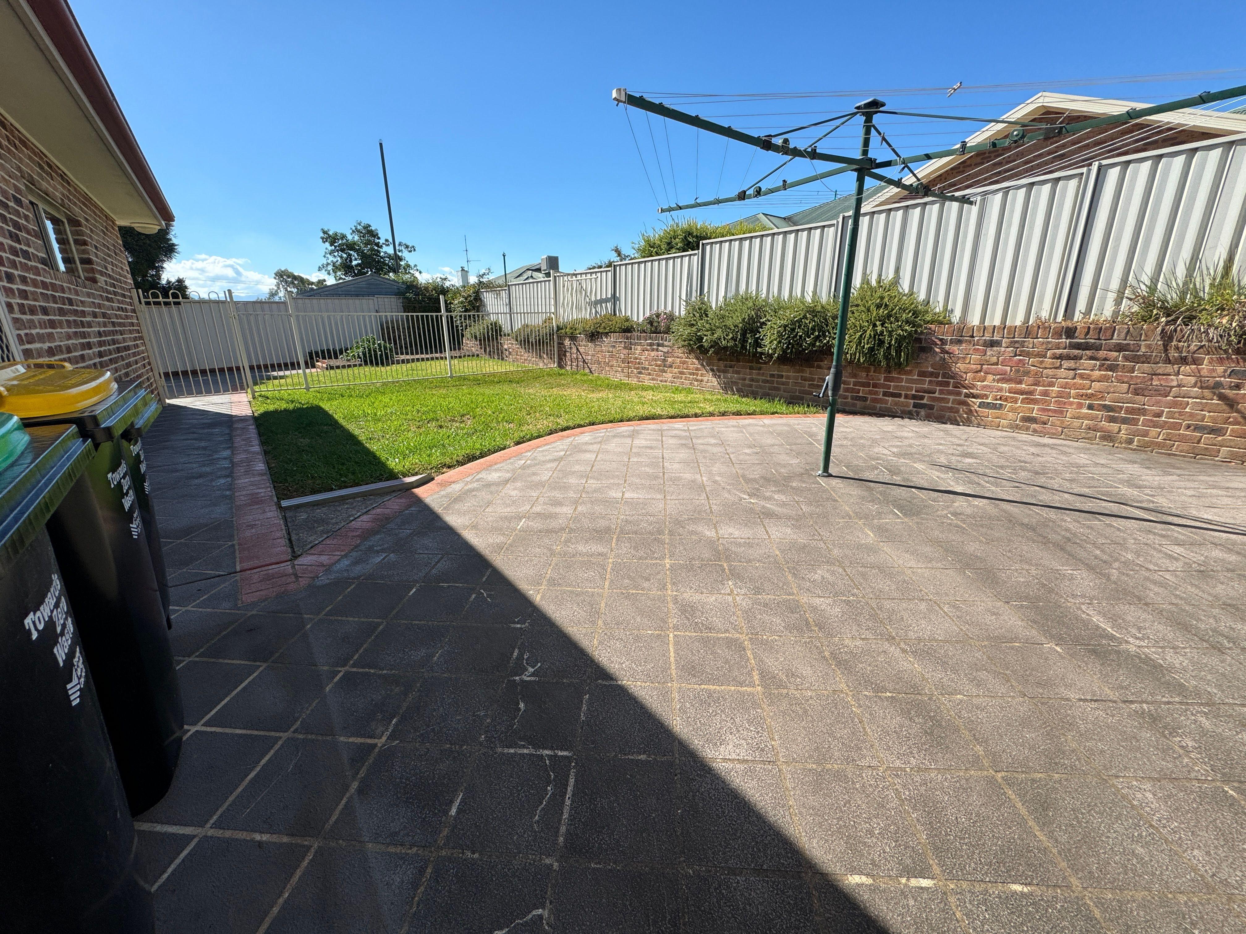 House for Rent: Tumut, NSW 2720, NSW, 2720