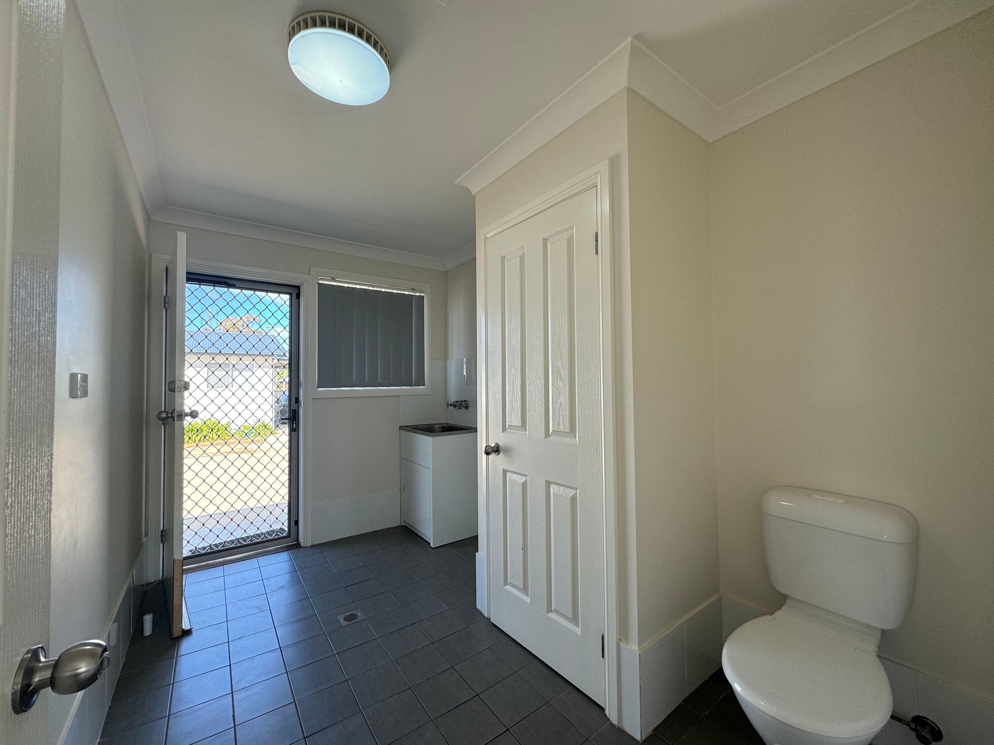 House for Rent: Parkes, NSW 2870, NSW, 2870