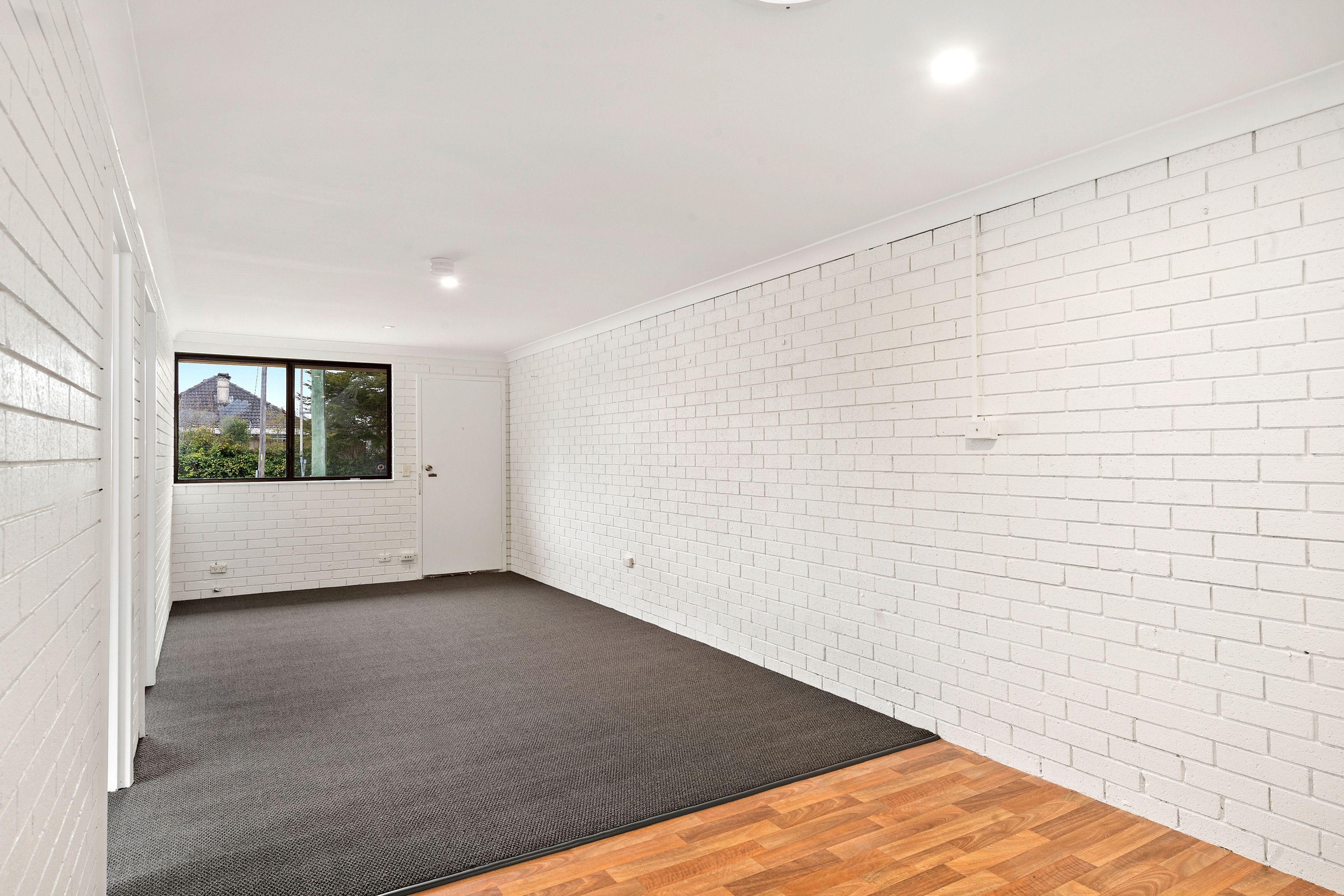 Flat for Rent: Moss Vale, NSW 2577, NSW, 2577