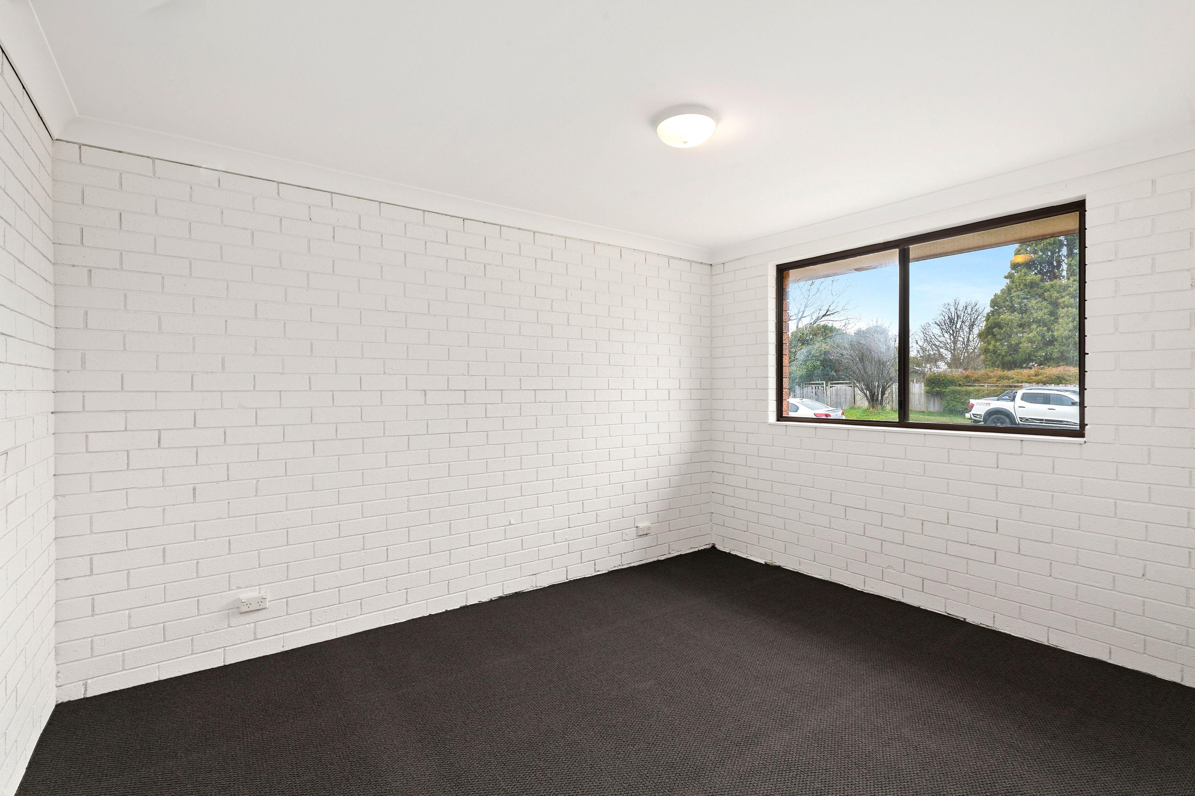 Flat for Rent: Moss Vale, NSW 2577, NSW, 2577