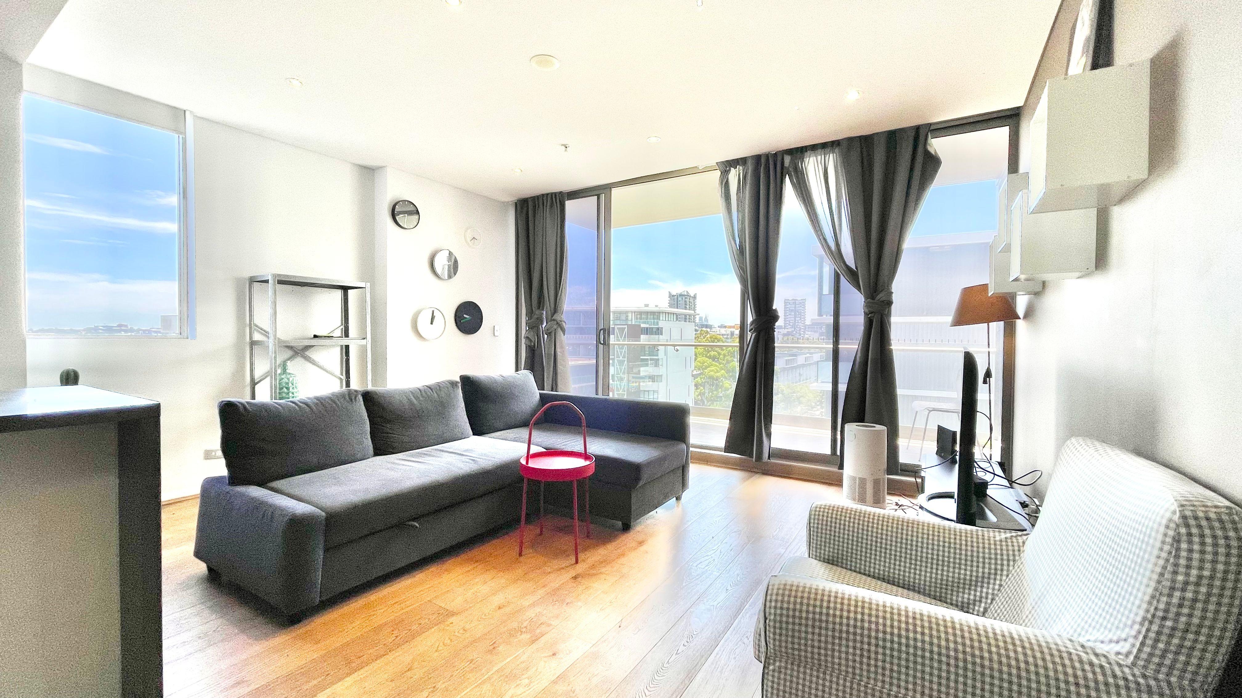 Prop-GPT: Apartment: NSW Zetland, NSW 2017 Home For Rent