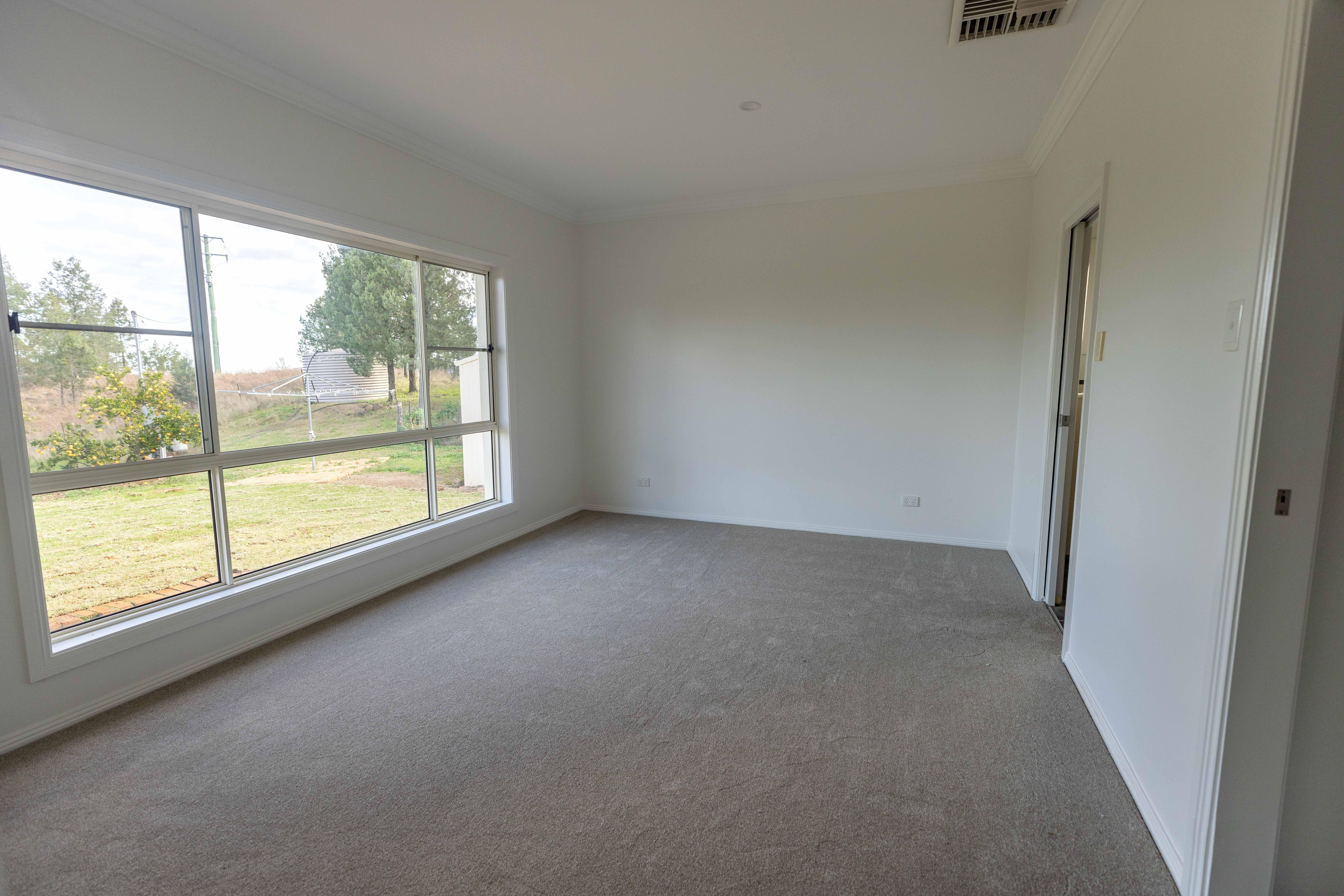 Luxury Lifestyle Living with Lake Views, Practical Facilities & Unmatched Comfort