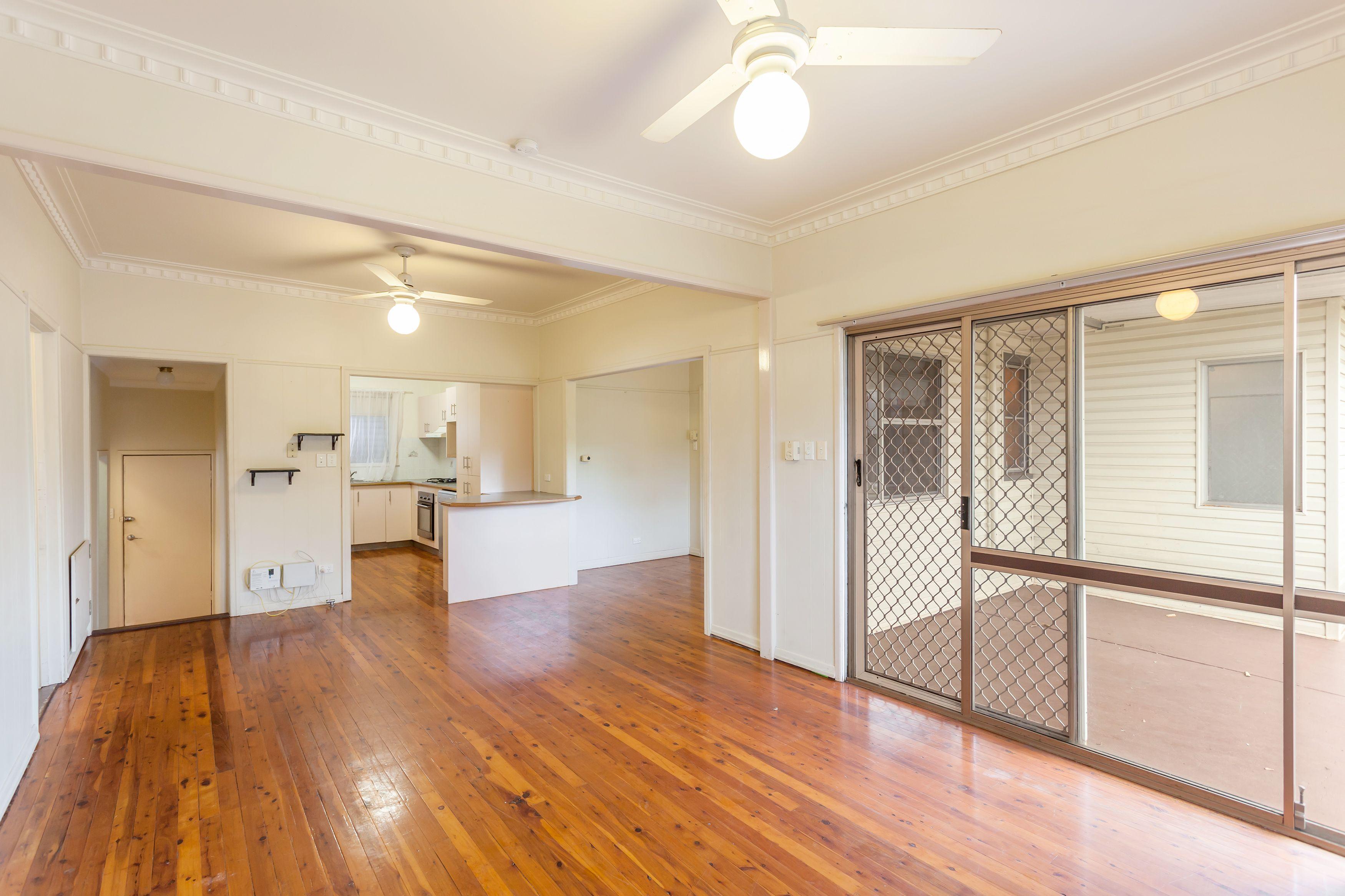 Prop-GPT: House: QLD Harlaxton, QLD 4350 Home For Rent
