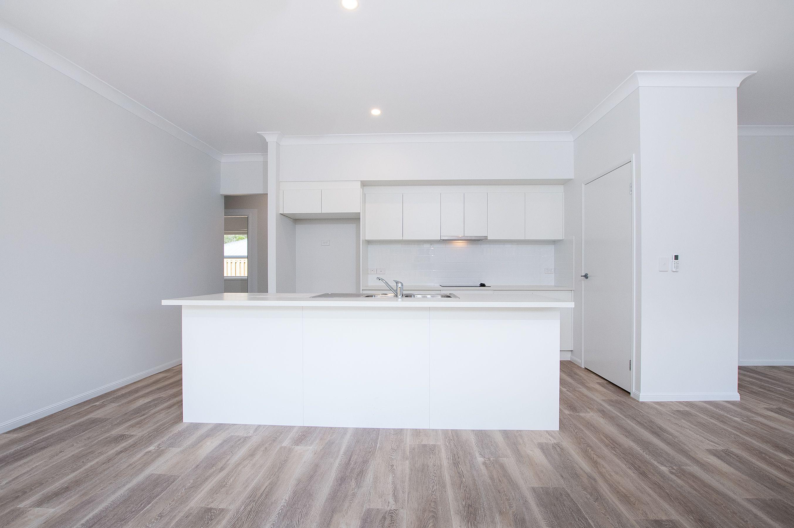 Brand new modern - Four bed home in Jimboomba!