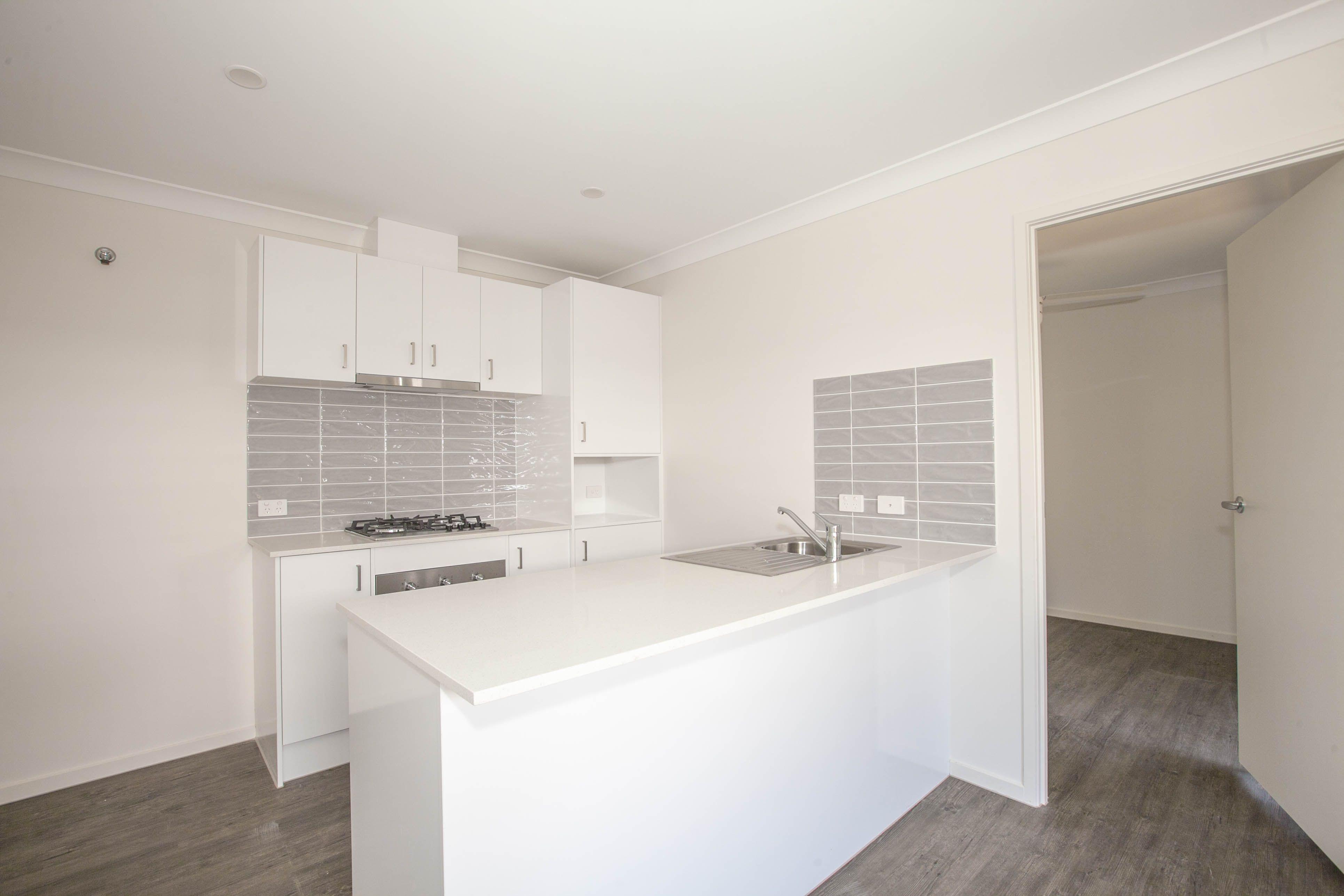 DuplexSemi-detached for Rent: Bahrs Scrub, QLD 4207, QLD, 4207