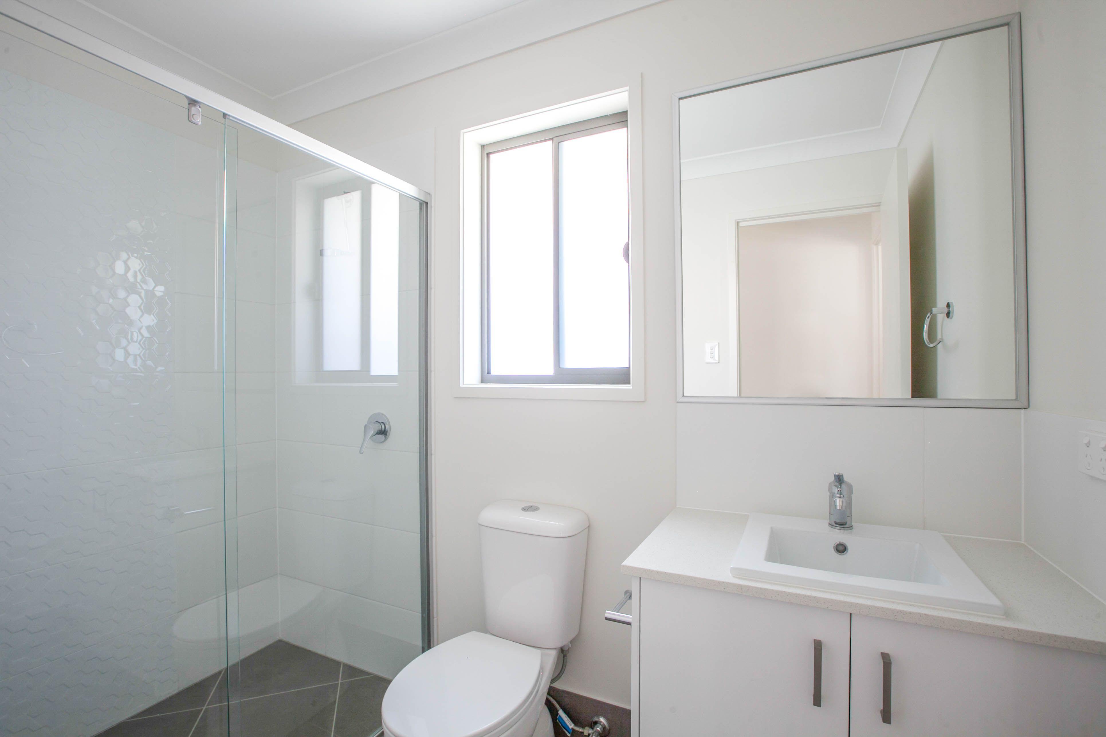DuplexSemi-detached for Rent: Bahrs Scrub, QLD 4207, QLD, 4207