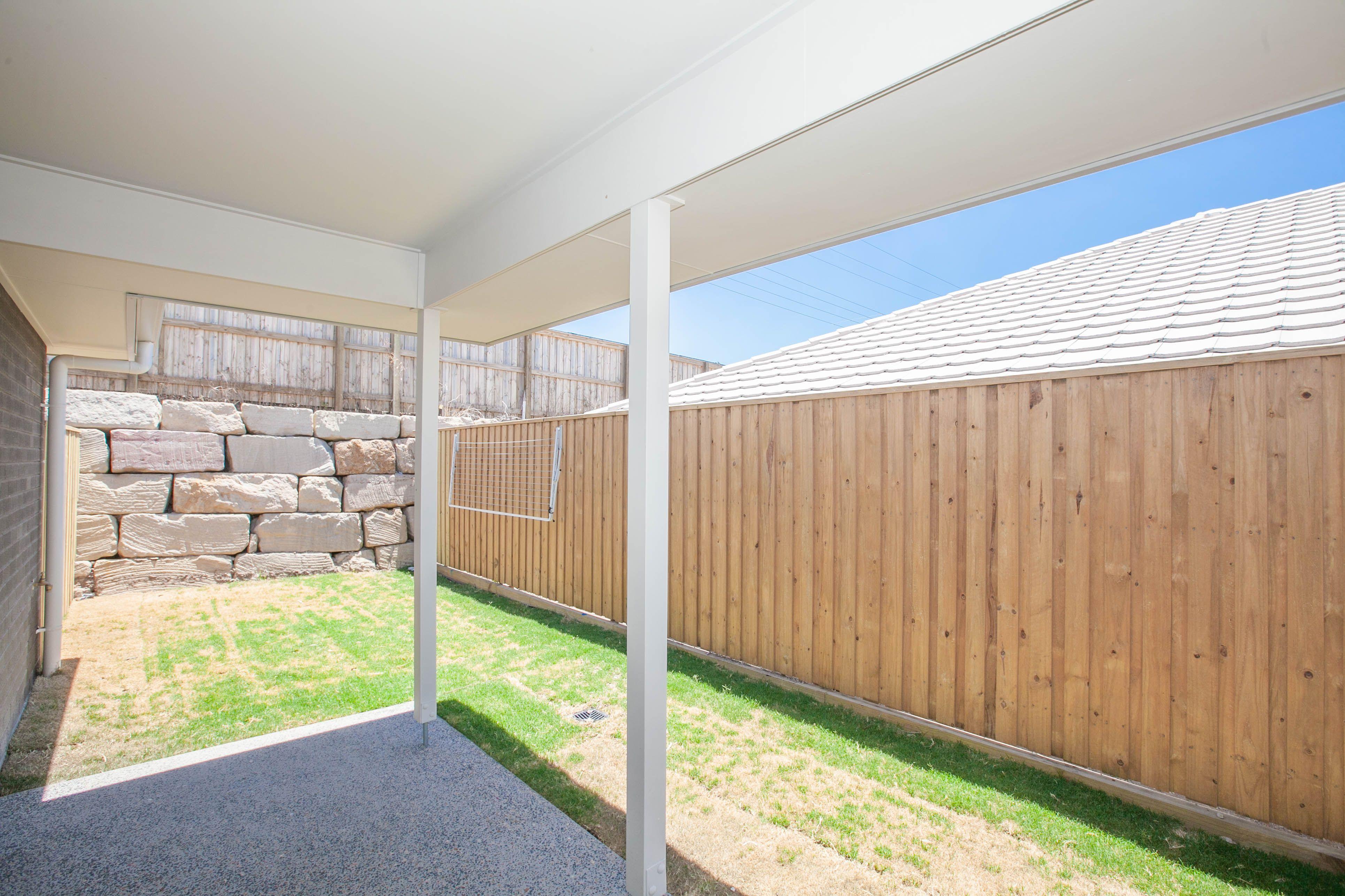 DuplexSemi-detached for Rent: Bahrs Scrub, QLD 4207, QLD, 4207