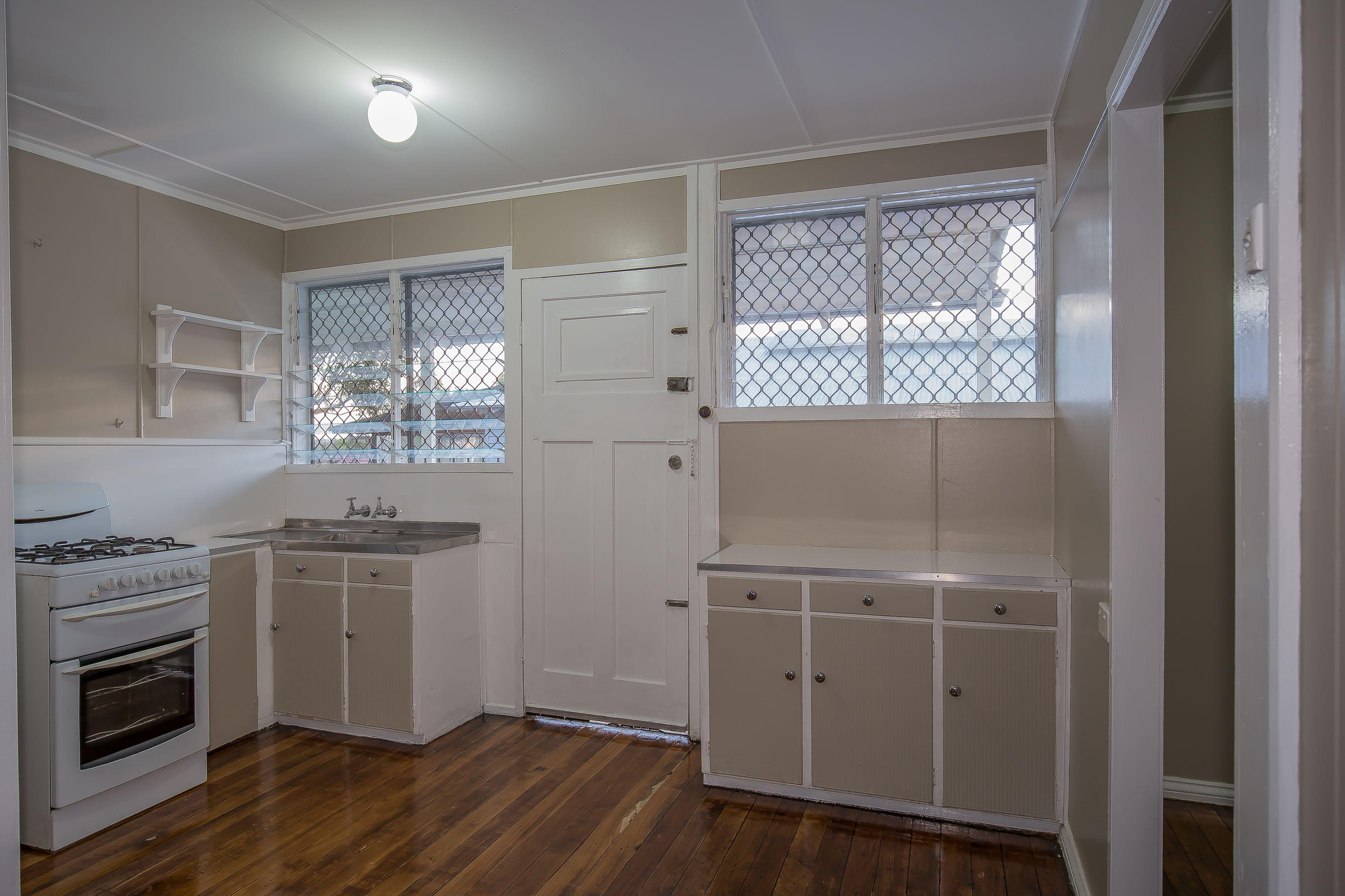 Prop-GPT: Unit: QLD Annerley, QLD 4103 Home For Rent