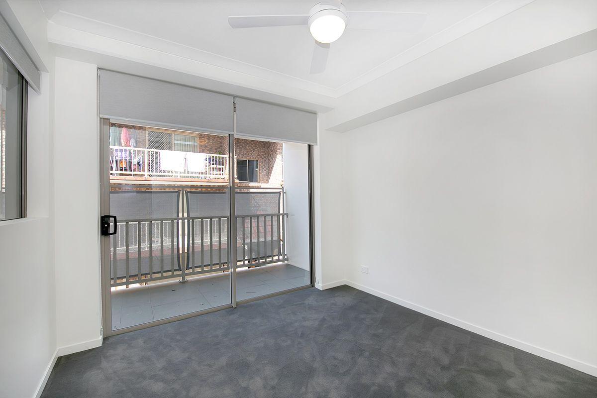 Apartment for Rent: Greenslopes, QLD 4120, QLD, 4120