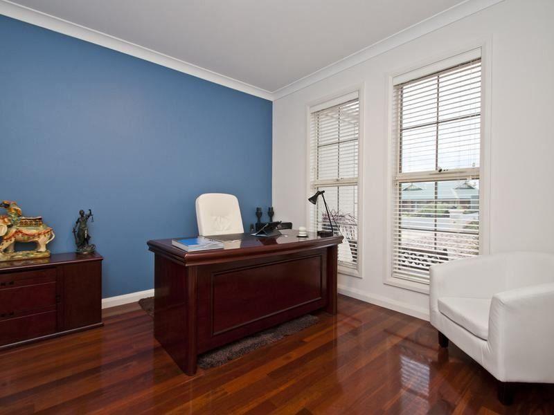 78 Elizabeth Crescent, HALLETT COVE, SA 5158 - House for Rent - harcourts.net