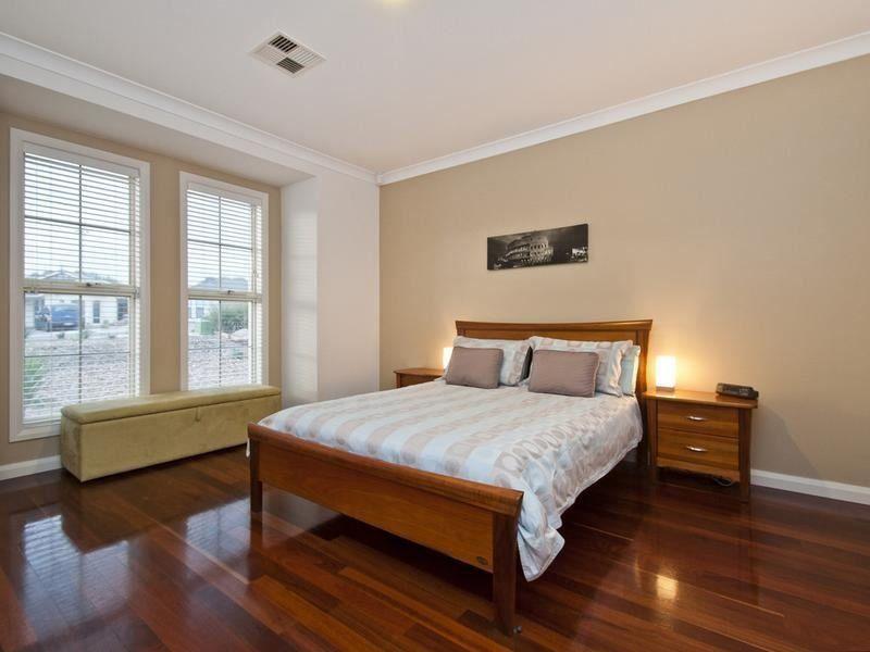 78 Elizabeth Crescent, HALLETT COVE, SA 5158 - House for Rent - harcourts.net