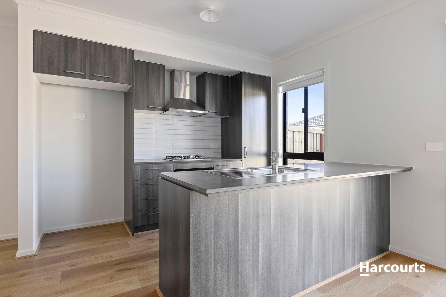 3 Mattnick Boulevard, Charlemont, VIC 3217 - House for Rent - harcourts.net