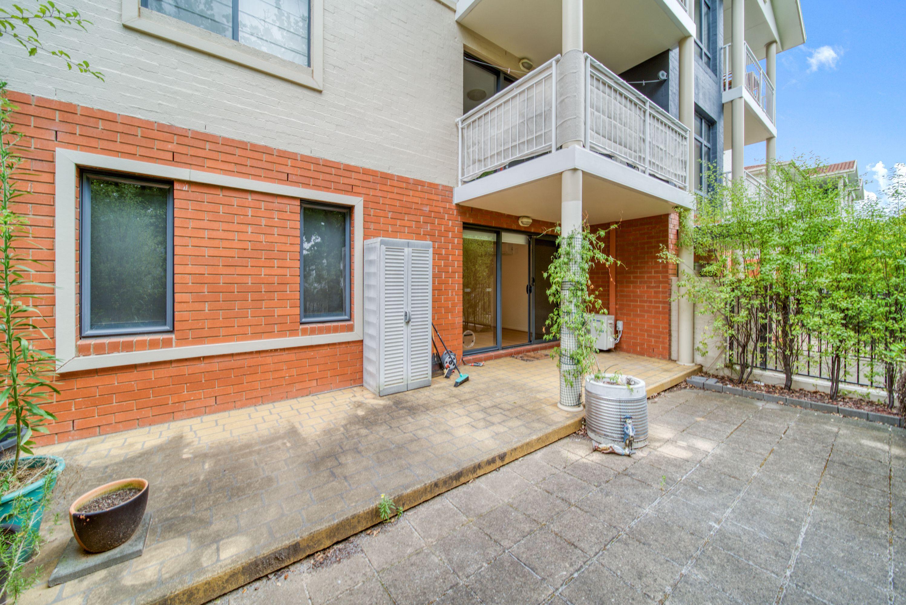 EASY INNER NORTH LIVING!