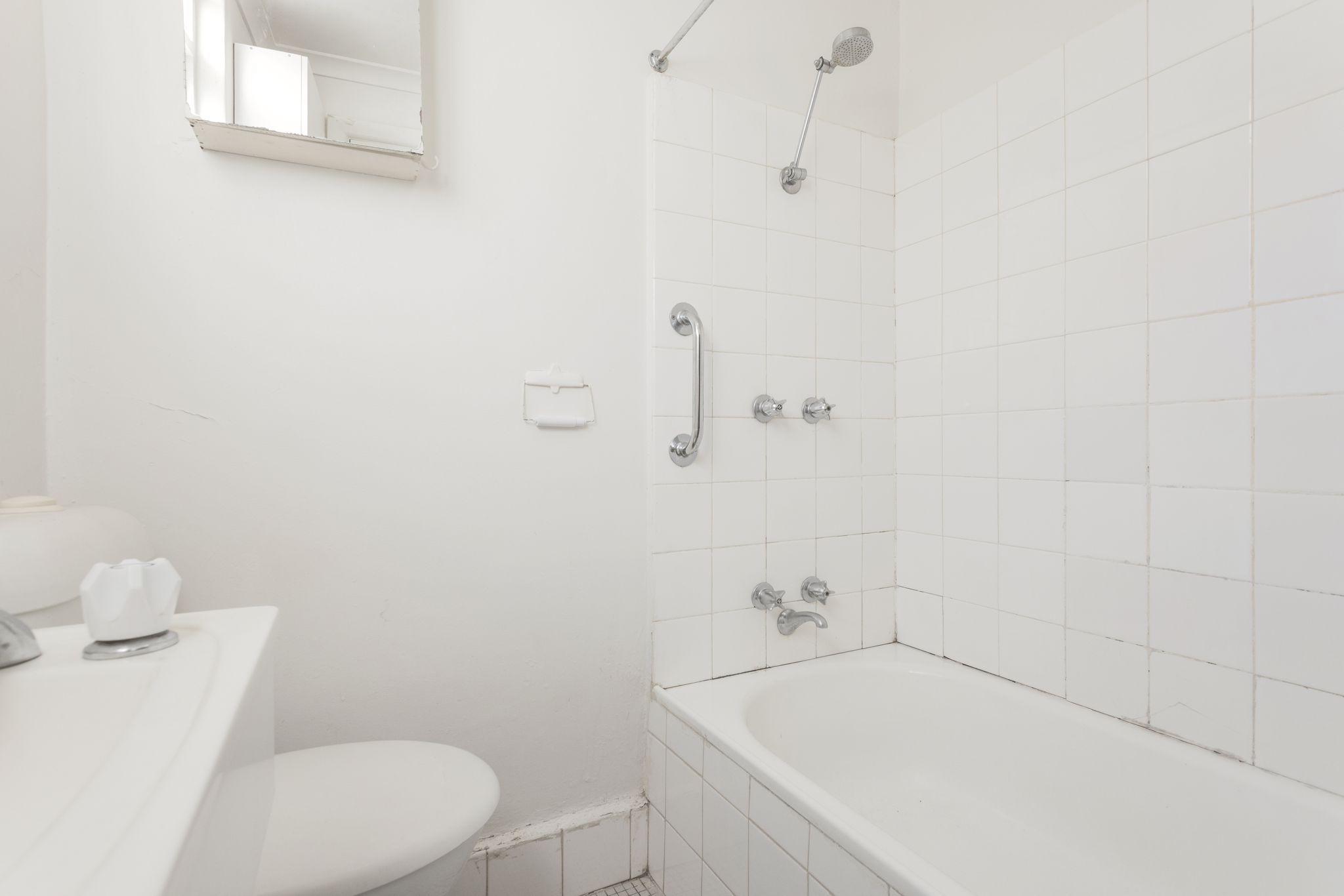 Apartment for Rent: Carnegie, VIC 3163, VIC, 3163