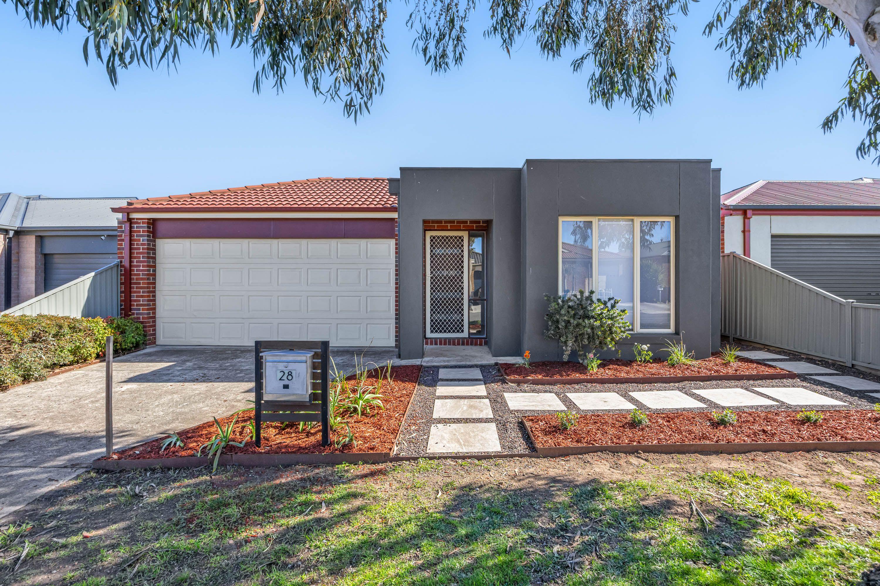 Prop-GPT: House: VIC Sebastopol, VIC 3356 Home For Rent