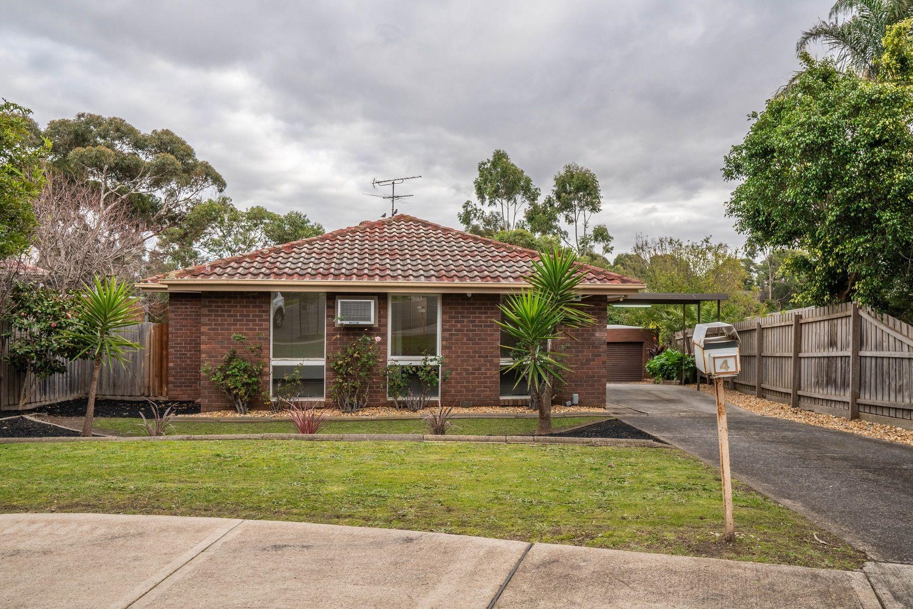 Prop-GPT: House: VIC Endeavour Hills, VIC 3802 Home For Rent
