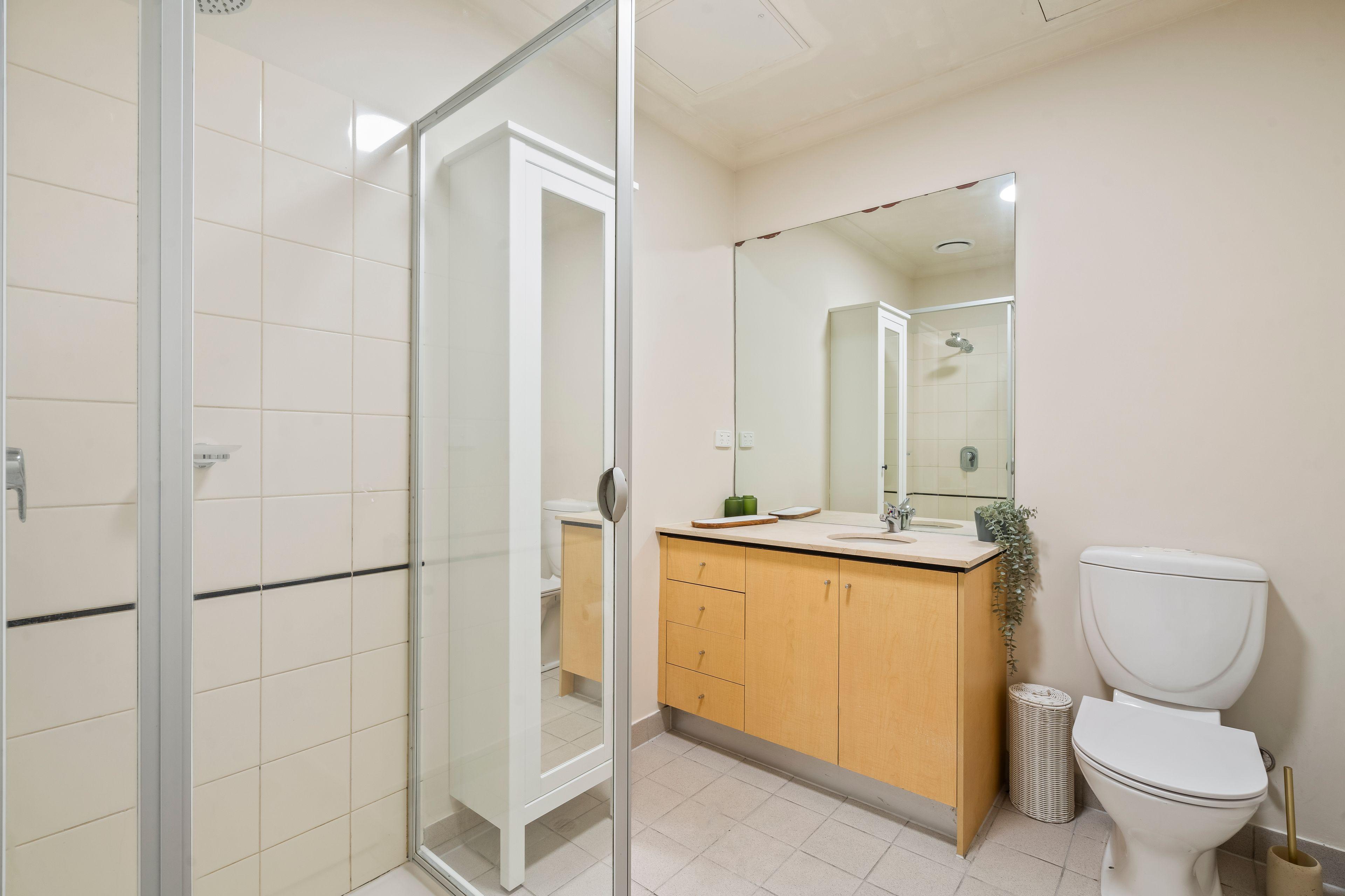 Apartment for Rent: Melbourne, VIC 3000, VIC, 3000