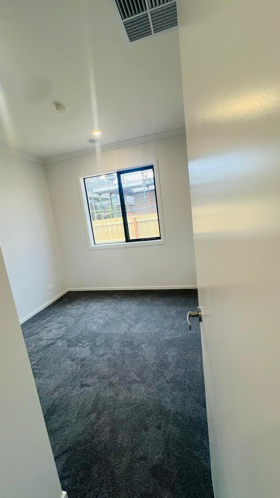 House for Rent: Rockbank, VIC 3335, VIC, 3335