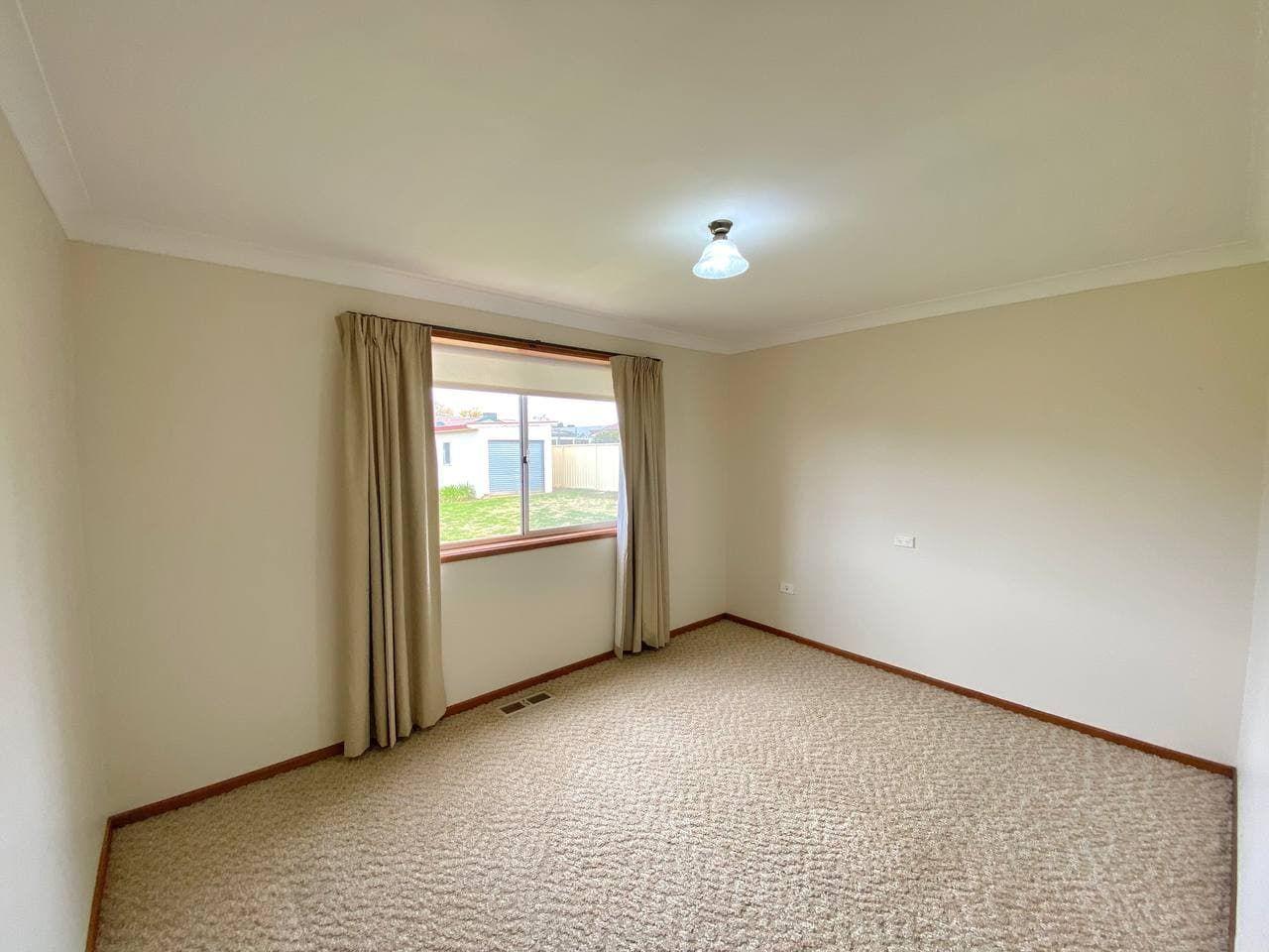 House for Rent: Parkes, NSW 2870, NSW, 2870