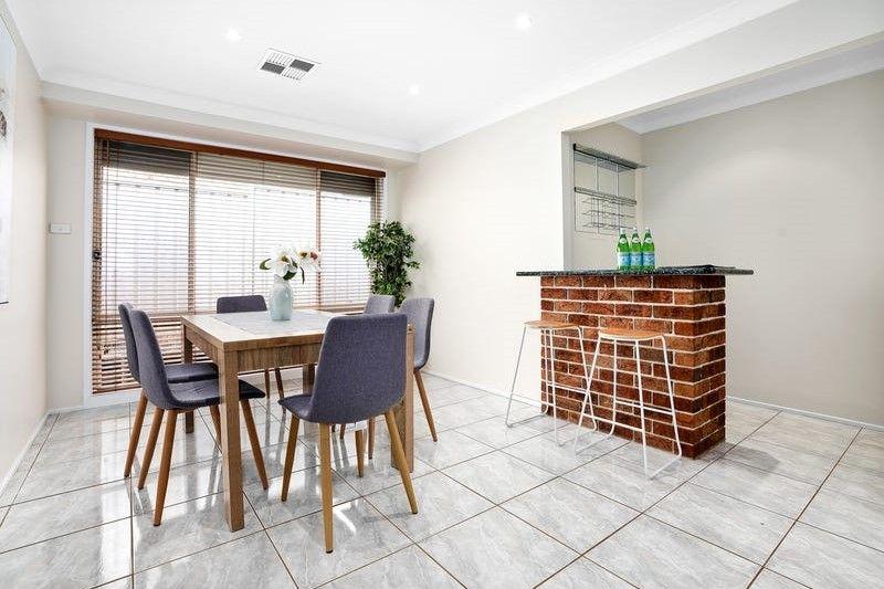House for Rent: Erskine Park, NSW 2759, NSW, 2759