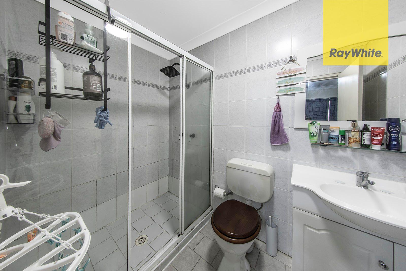 Two-Storey Unit, Steps from Parramatta CBD