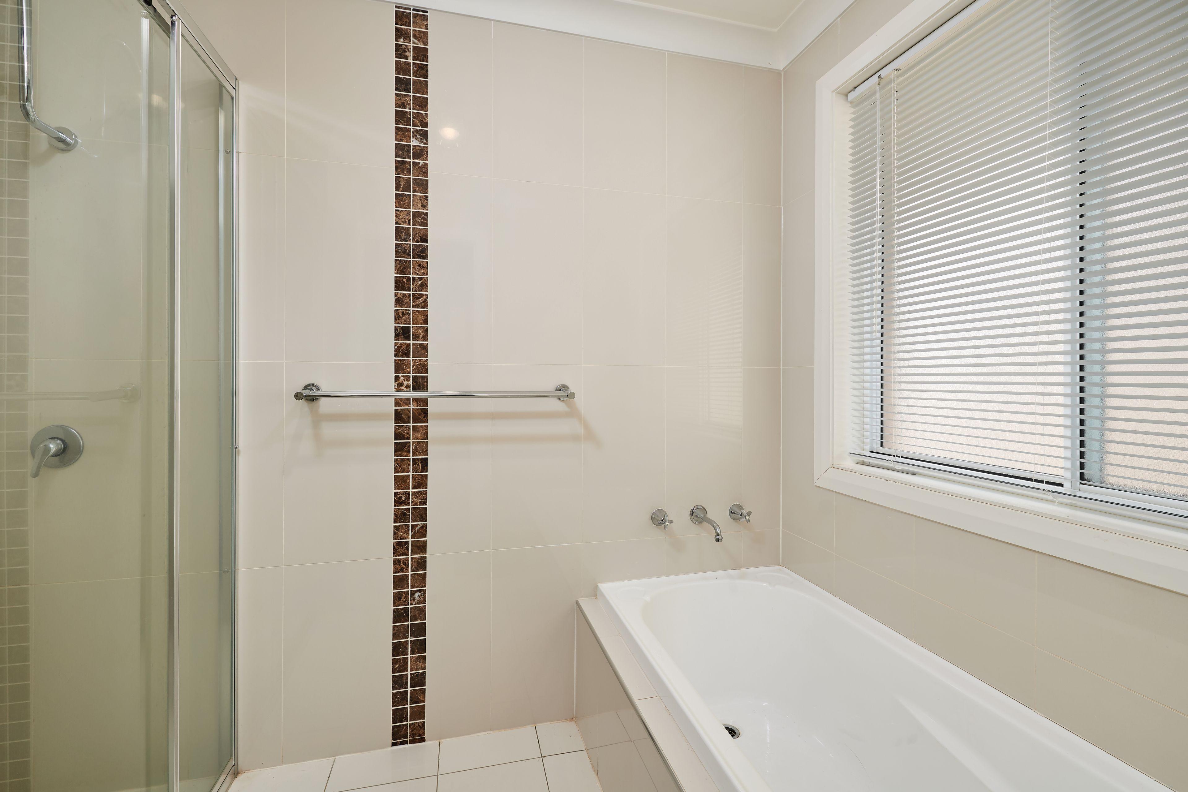 House for Rent: Bourkelands, NSW 2650, NSW, 2650