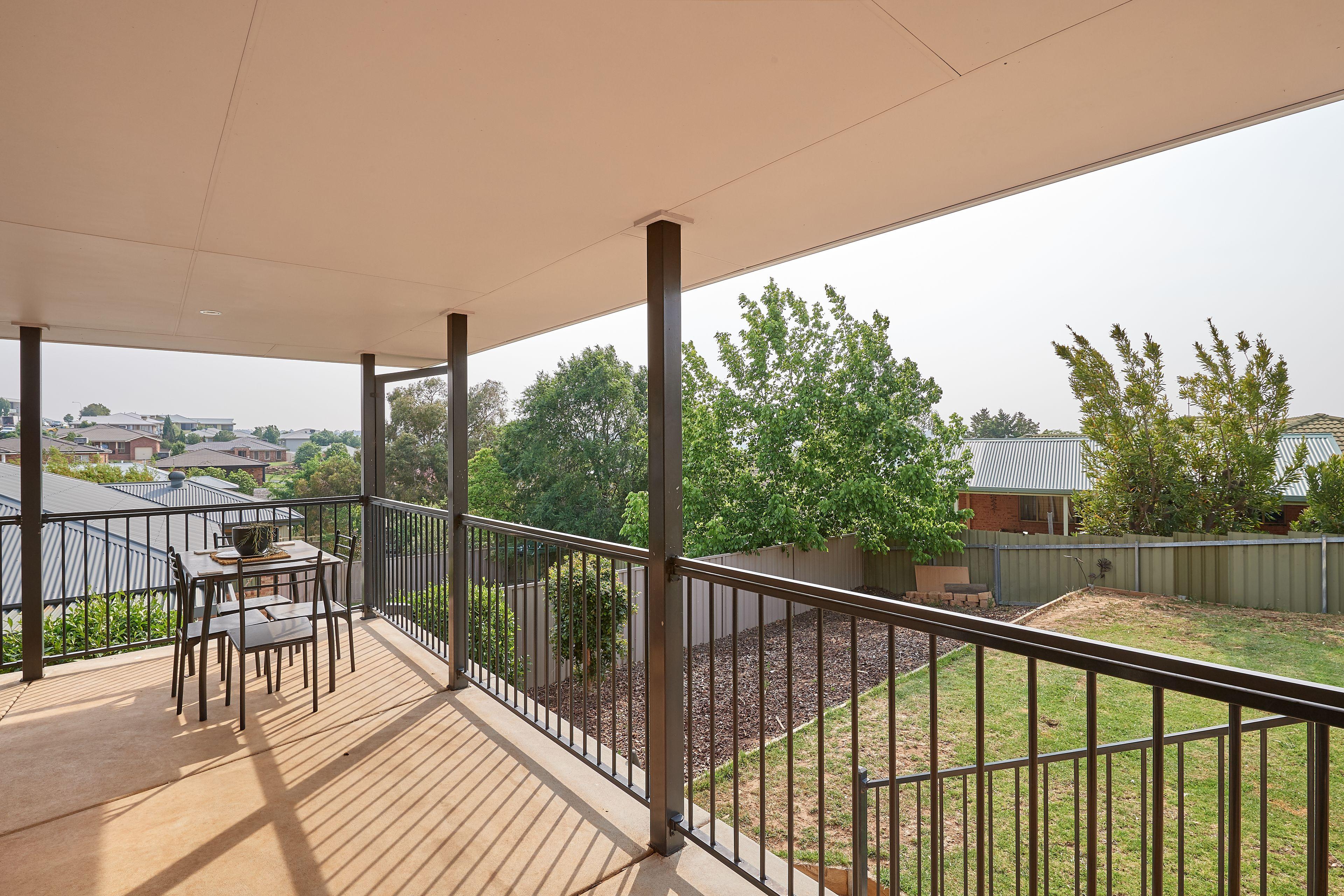 House for Rent: Bourkelands, NSW 2650, NSW, 2650