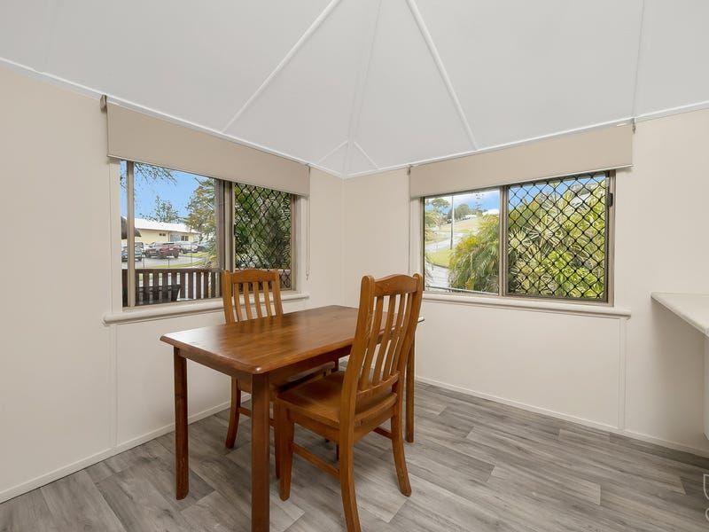 FURNISHED UNIT IN THE HEART OF TOWN