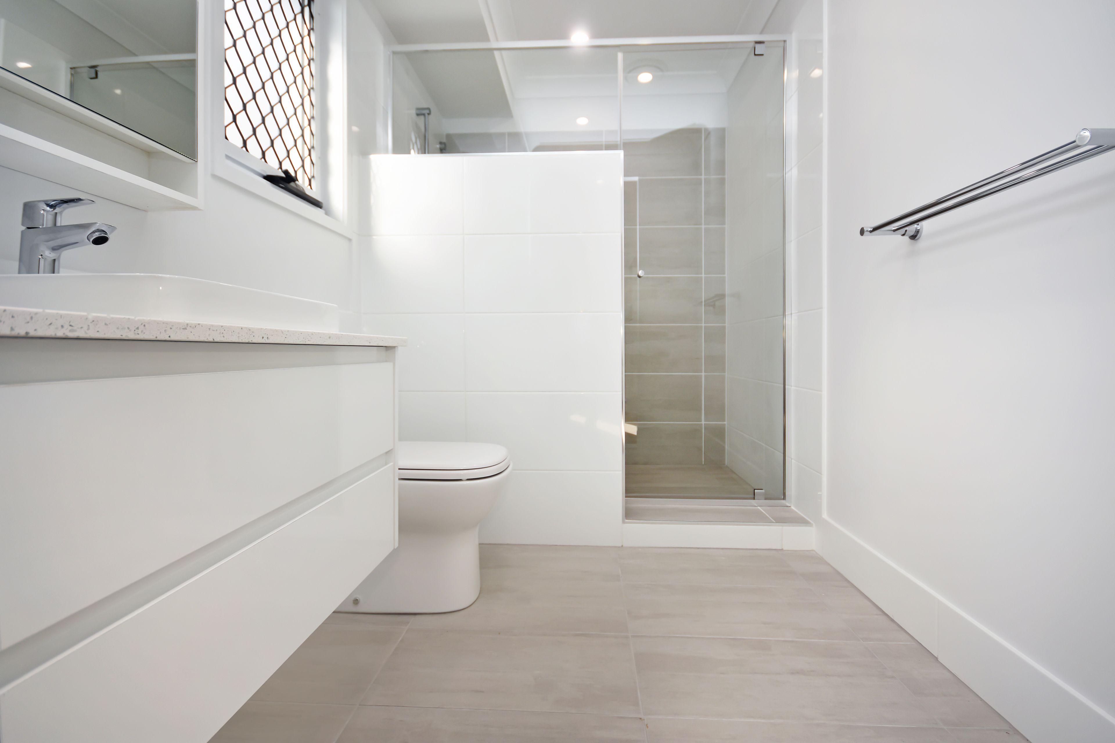 Stunning 3 bedroom home with Solar - Narangba