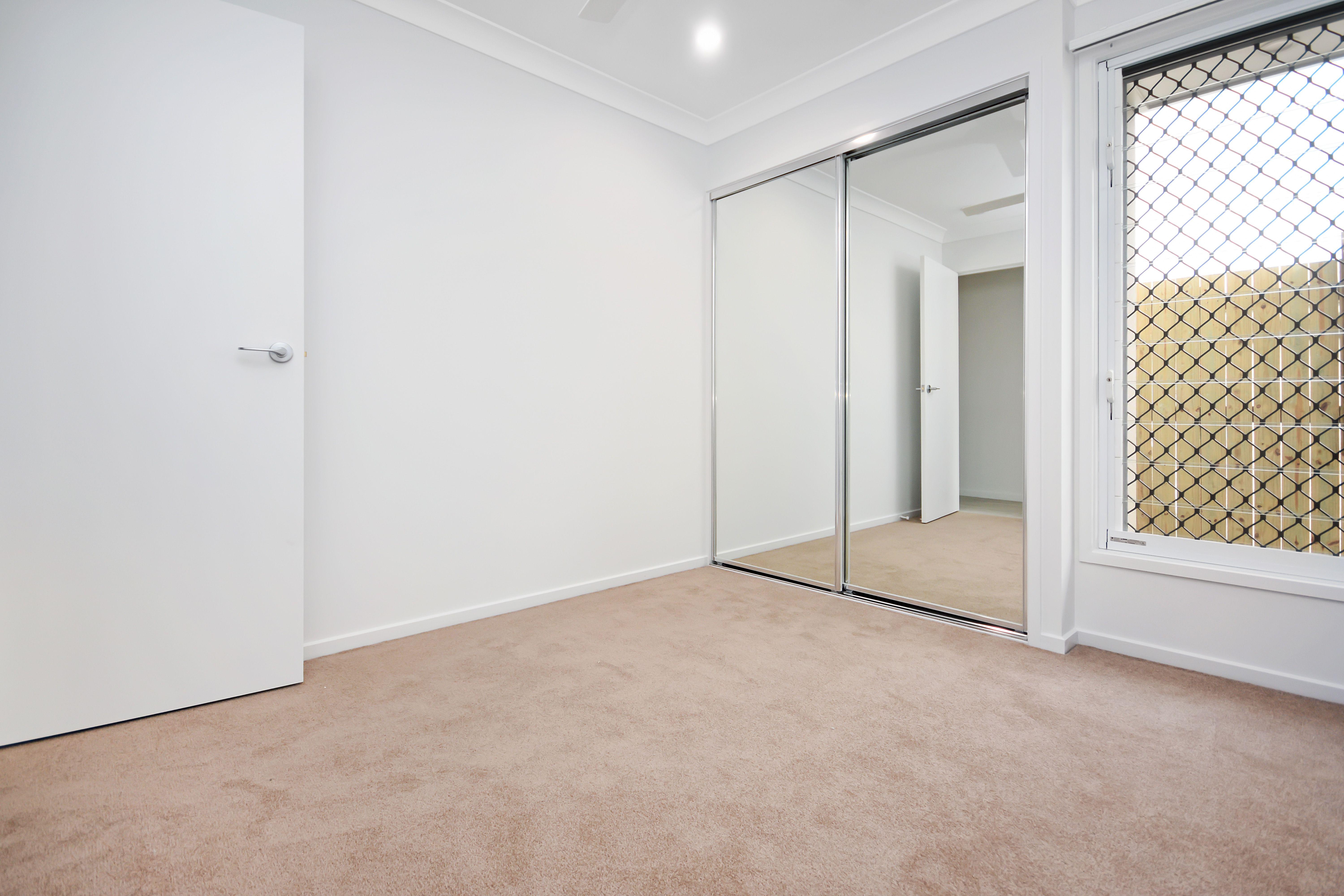 Stunning 3 bedroom home with Solar - Narangba