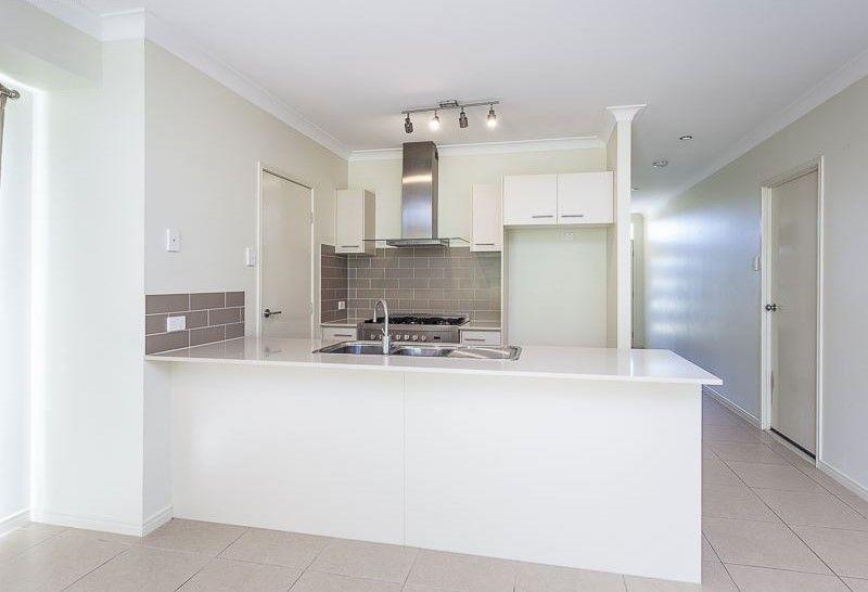 Family Home with Alfresco Entertaining Area - Prime Location!