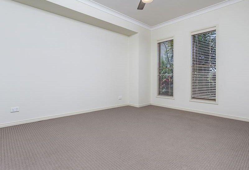 Family Home with Alfresco Entertaining Area - Prime Location!