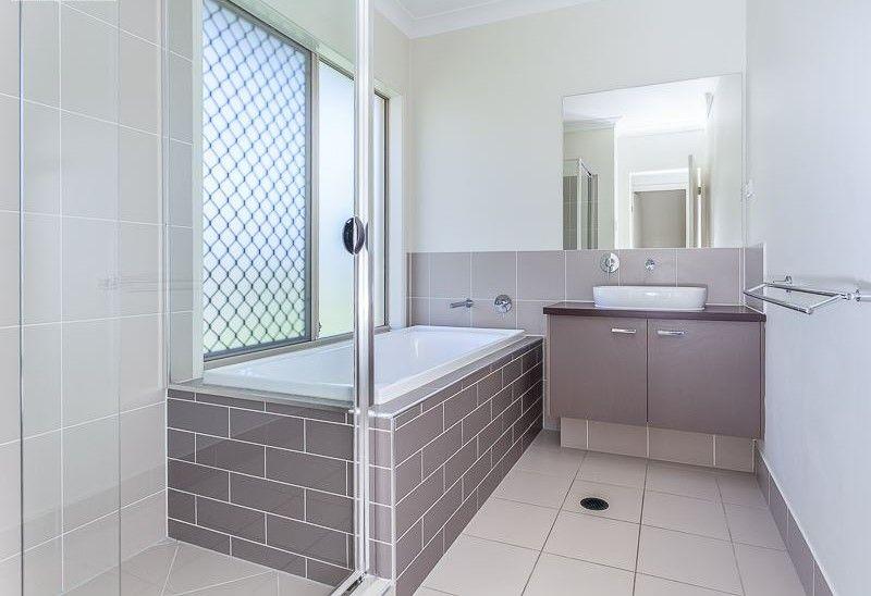 Family Home with Alfresco Entertaining Area - Prime Location!