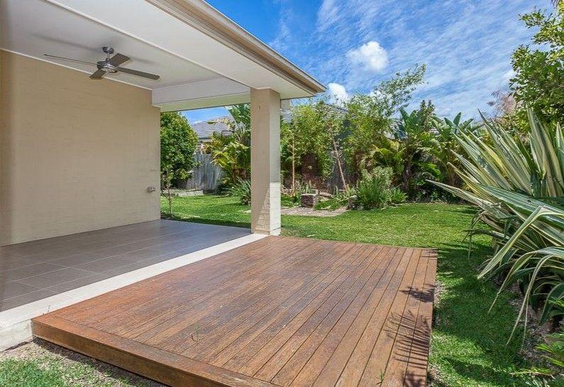 Family Home with Alfresco Entertaining Area - Prime Location!