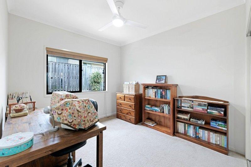 Elevated Living: Spacious, Sunlit Sanctuary in Pacific Pines