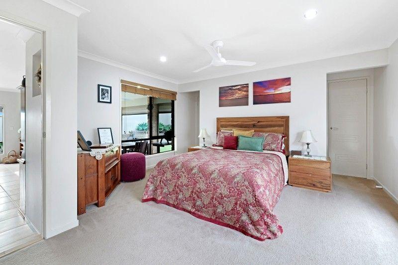 Elevated Living: Spacious, Sunlit Sanctuary in Pacific Pines