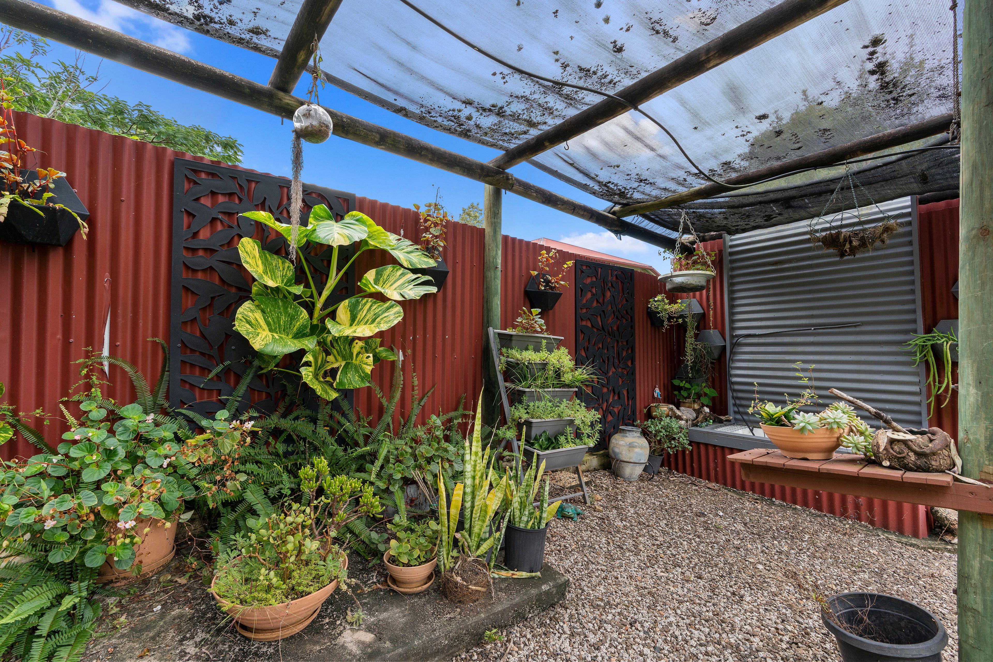 Family Home, Commercial Shed & 2 Titles in Kilcoy!