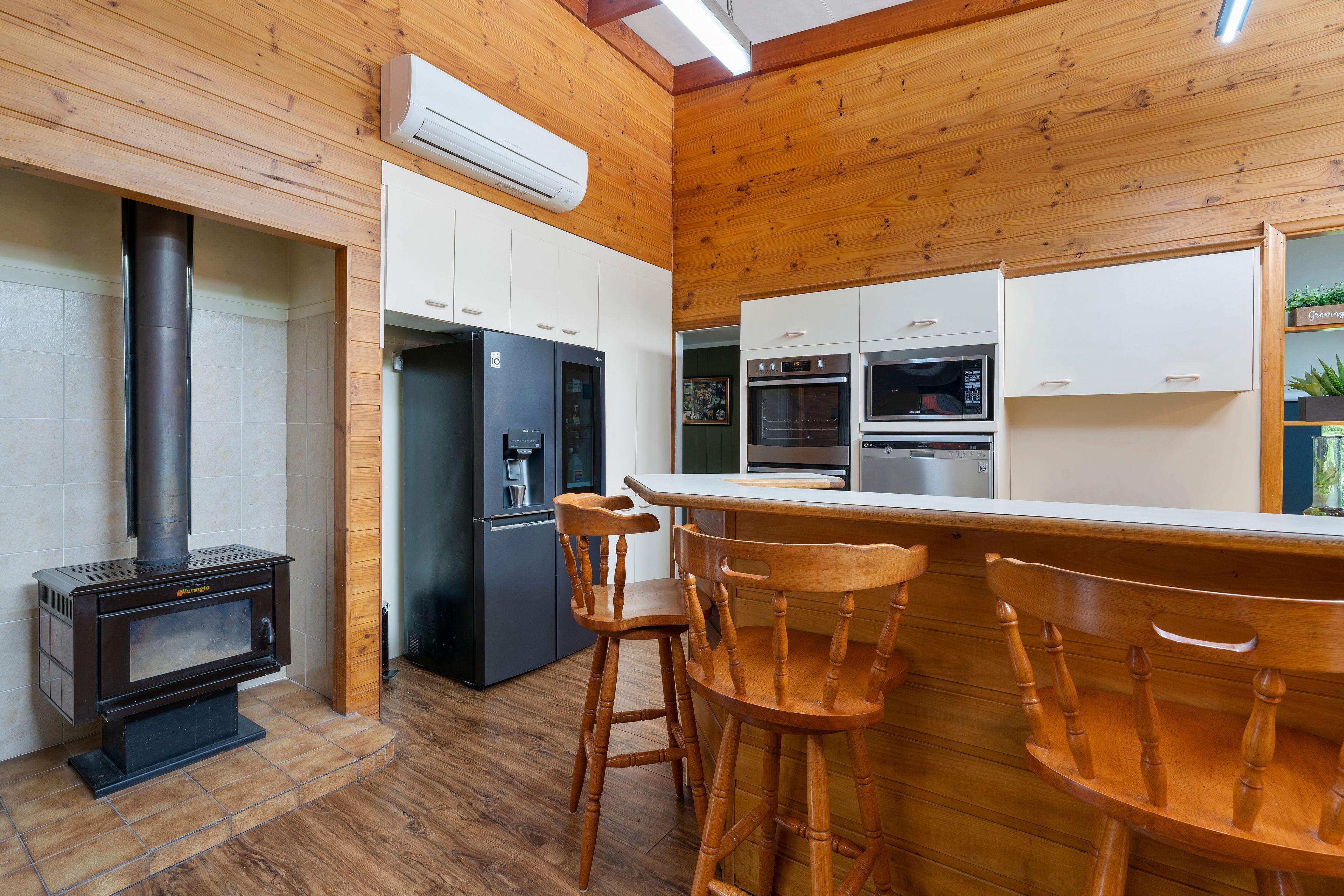Family Home, Commercial Shed & 2 Titles in Kilcoy!